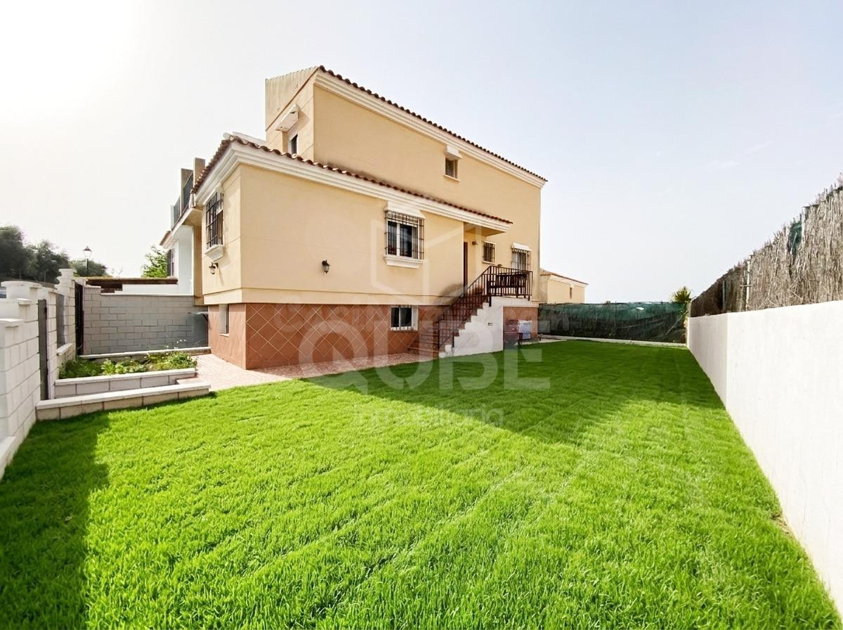 Pareado 3 habitaciones 240m² en venta - Manantiales-Lagar-Cortijo