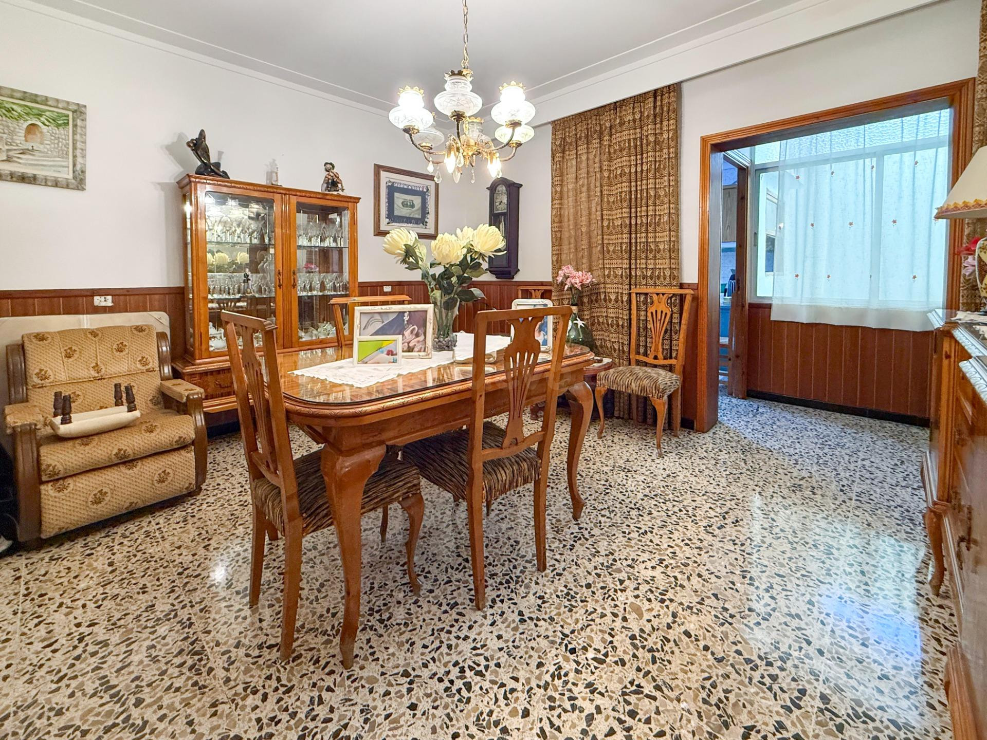CASA DE PUEBLO TIPO DÚPLEX EN MANCOR DE LA VALL