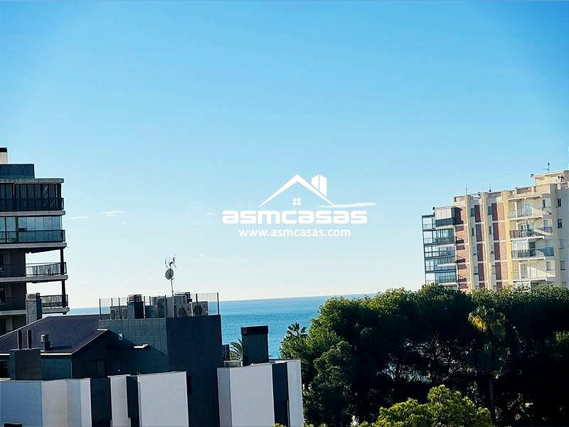 Se vende  apartamento en zona Eurosol a tan solo 100m de la playa