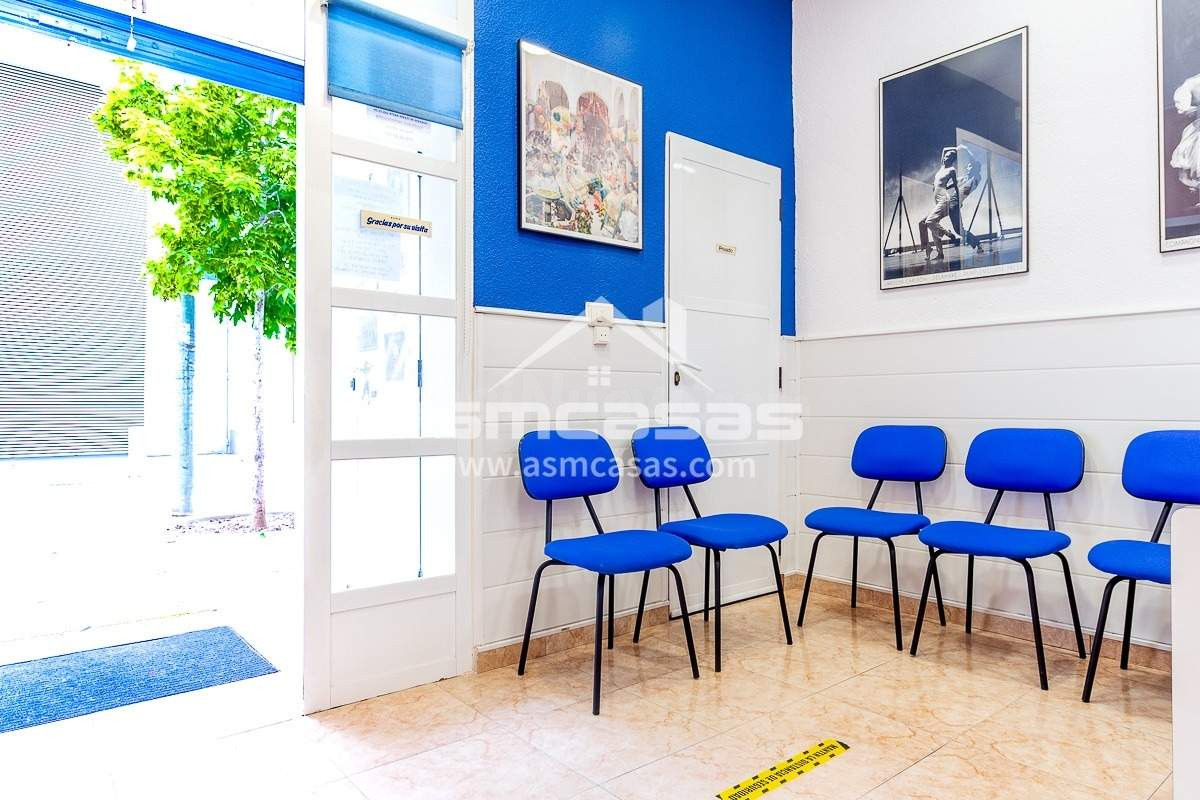LOCAL COMERCIAL AMPLIO EN BENICASIM PUEBLO - foto 4