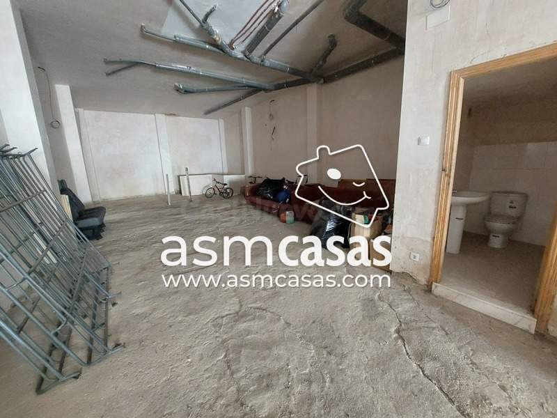 SE VENDE LOCAL DIÁFANO EN BENICASIM PUEBLO