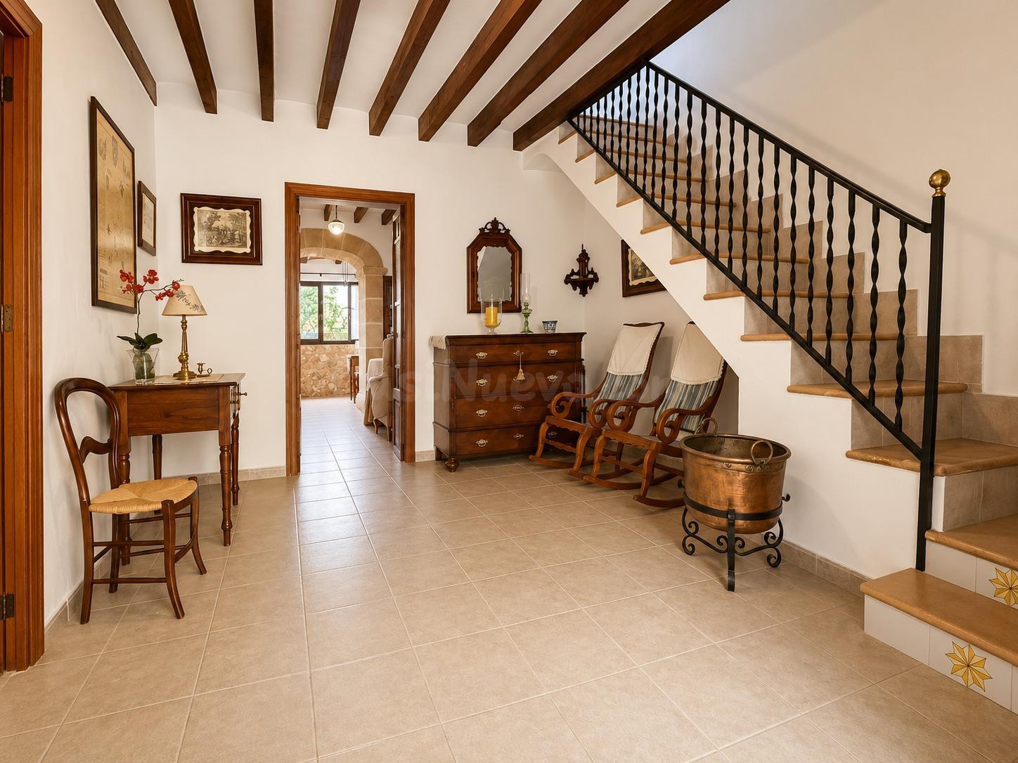 AUTÉNTICA CASA MALLORQUINA CON TERRAZA PRIVADA EN CAIMARI