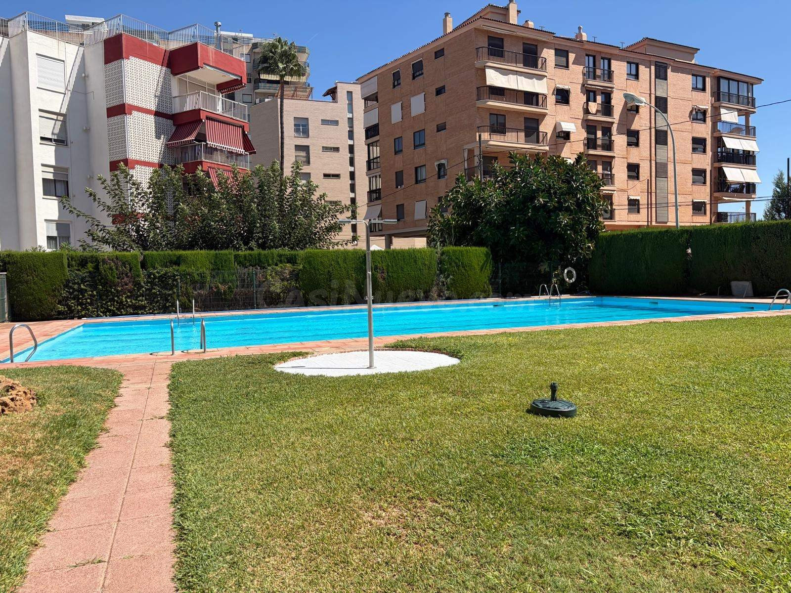 Se alquila apartamento de temporada de sep a junio 2027