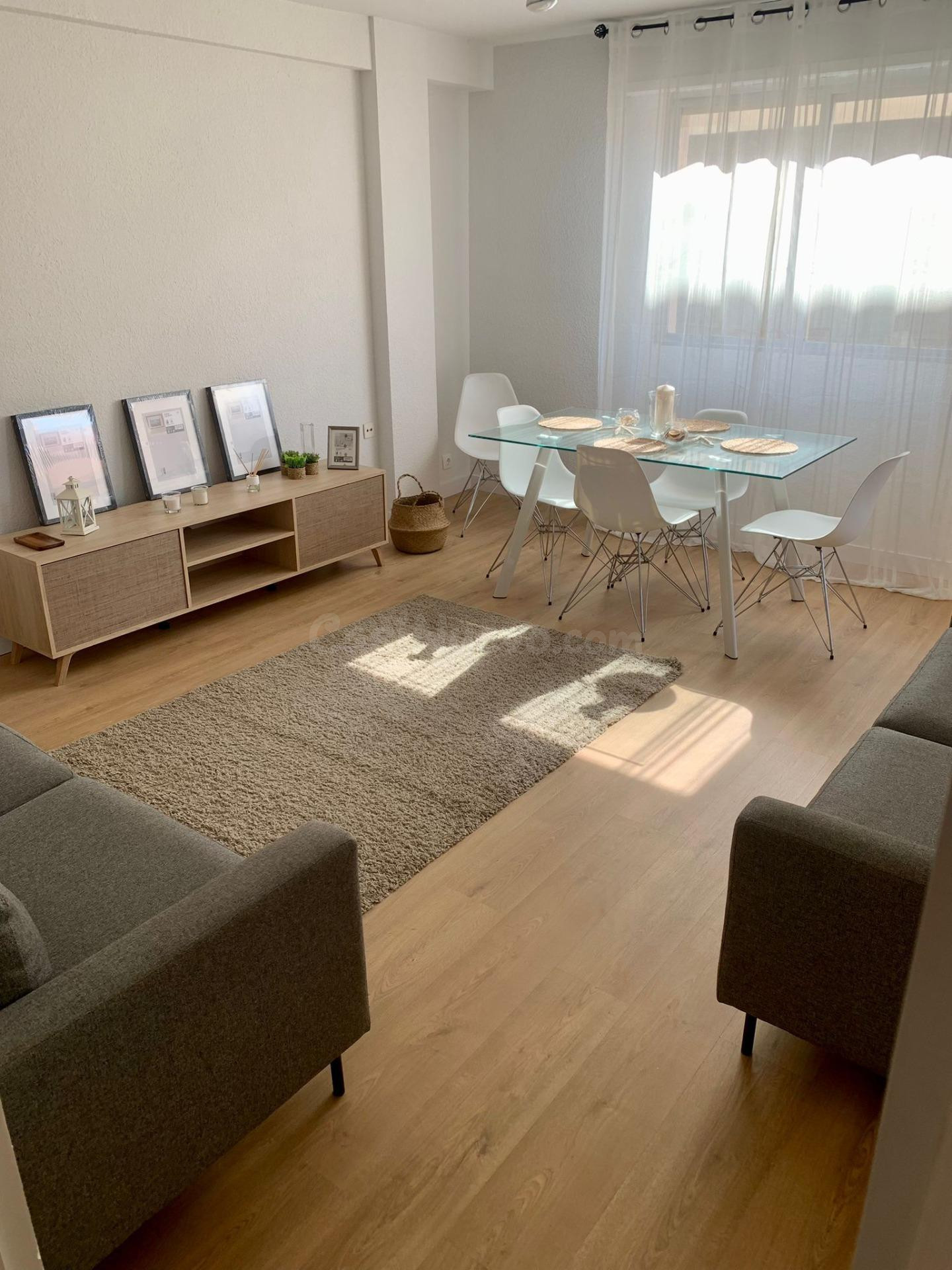 SE ALQUILAN habitaciones PARA LARGA TEMPORADA