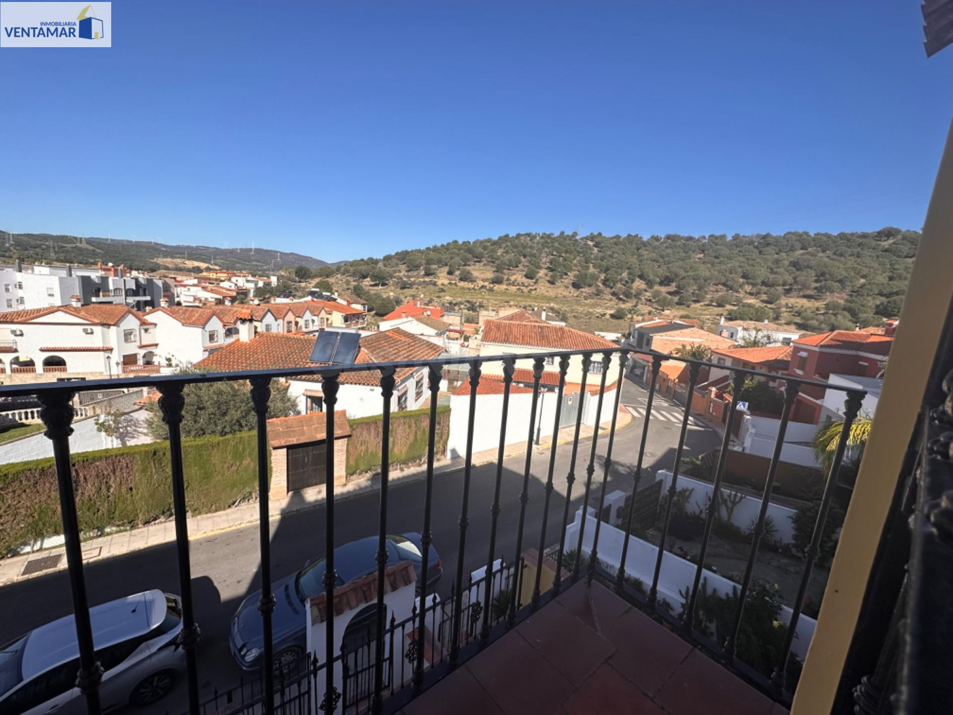 GRAN CASA MULTIGENERACIONAL DE 358 M2, A 7 KM DE LA PLAYA — LA ESTACIÓN, SAN ROQUE