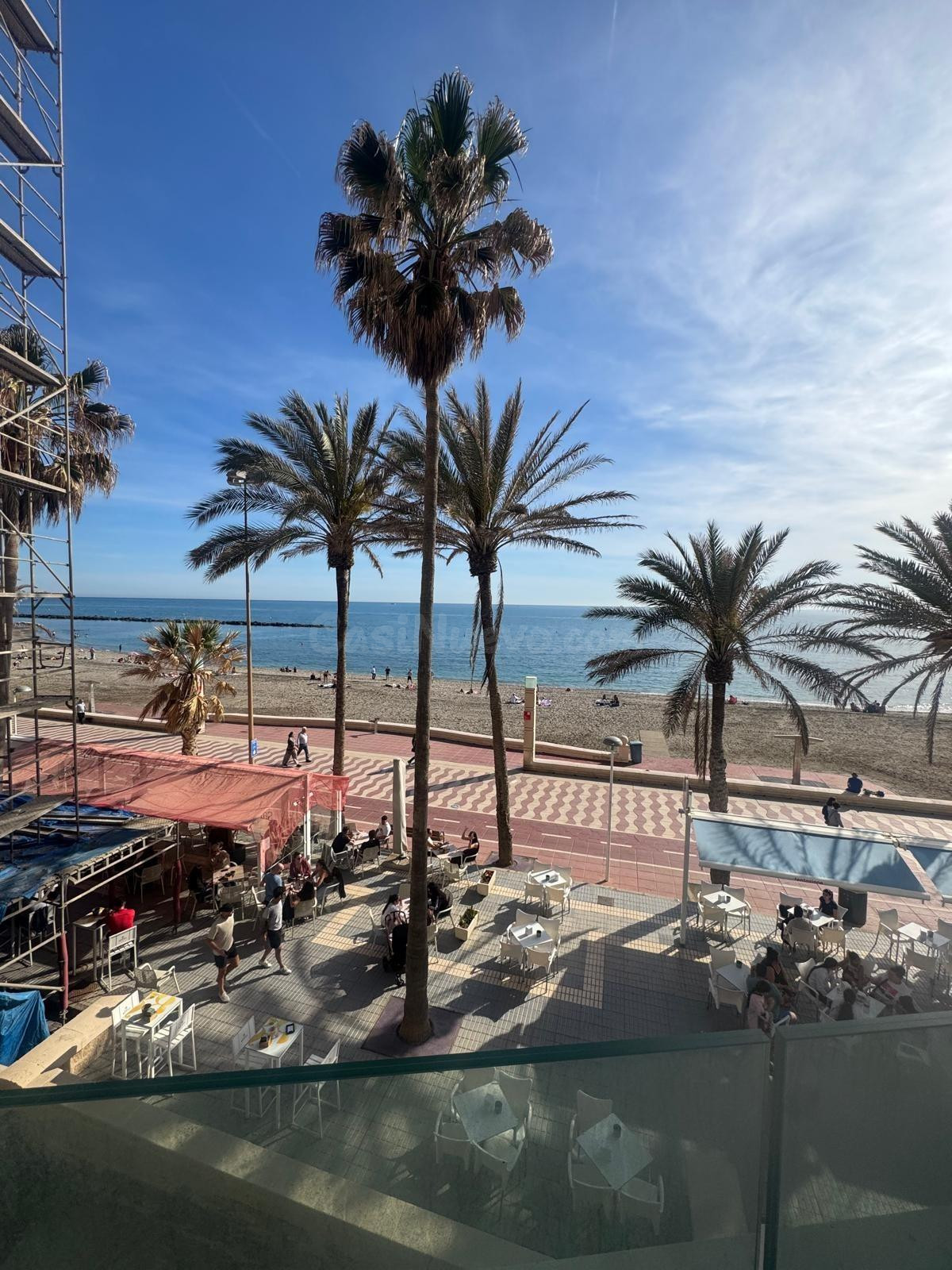 FANTÁSTICO PISO EN PRIMERA LINEA DE PLAYA PARA ALQUILER VACACIONAL