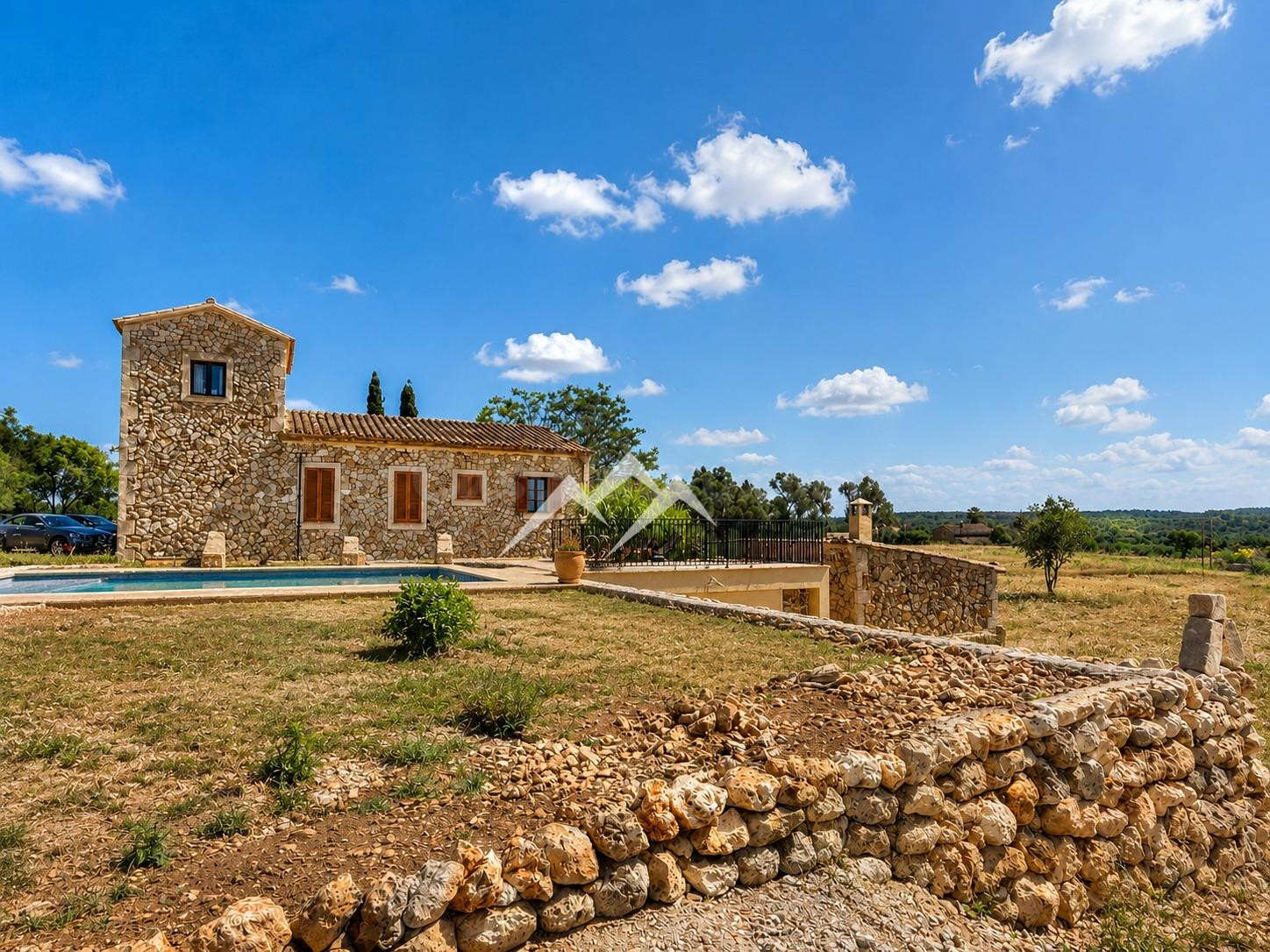 Alquiler de Finca Rústica en Sencelles (LARGA y CORTA temporada )