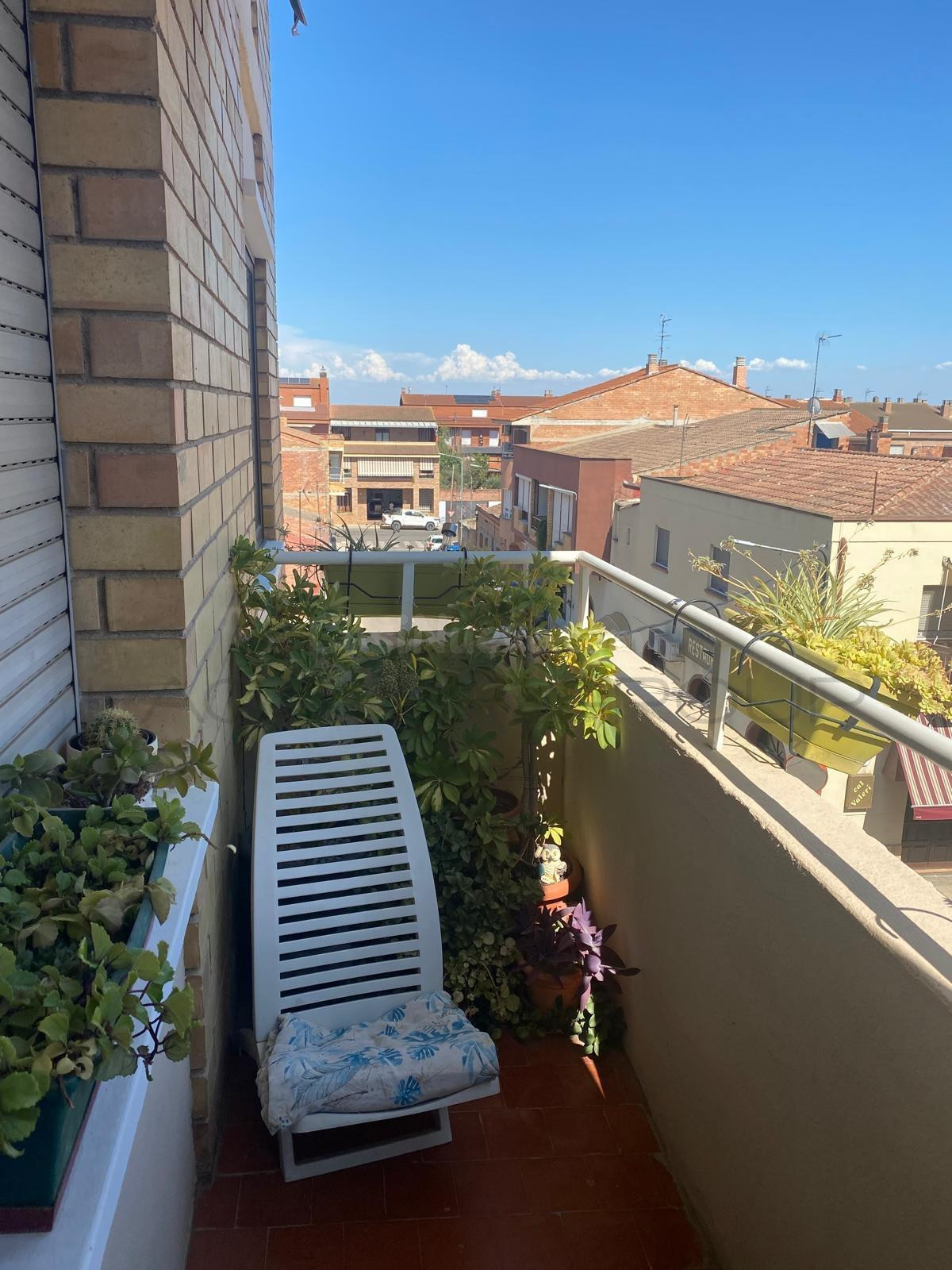 Amplio piso en venta en el corazón de Alpicat - foto 2