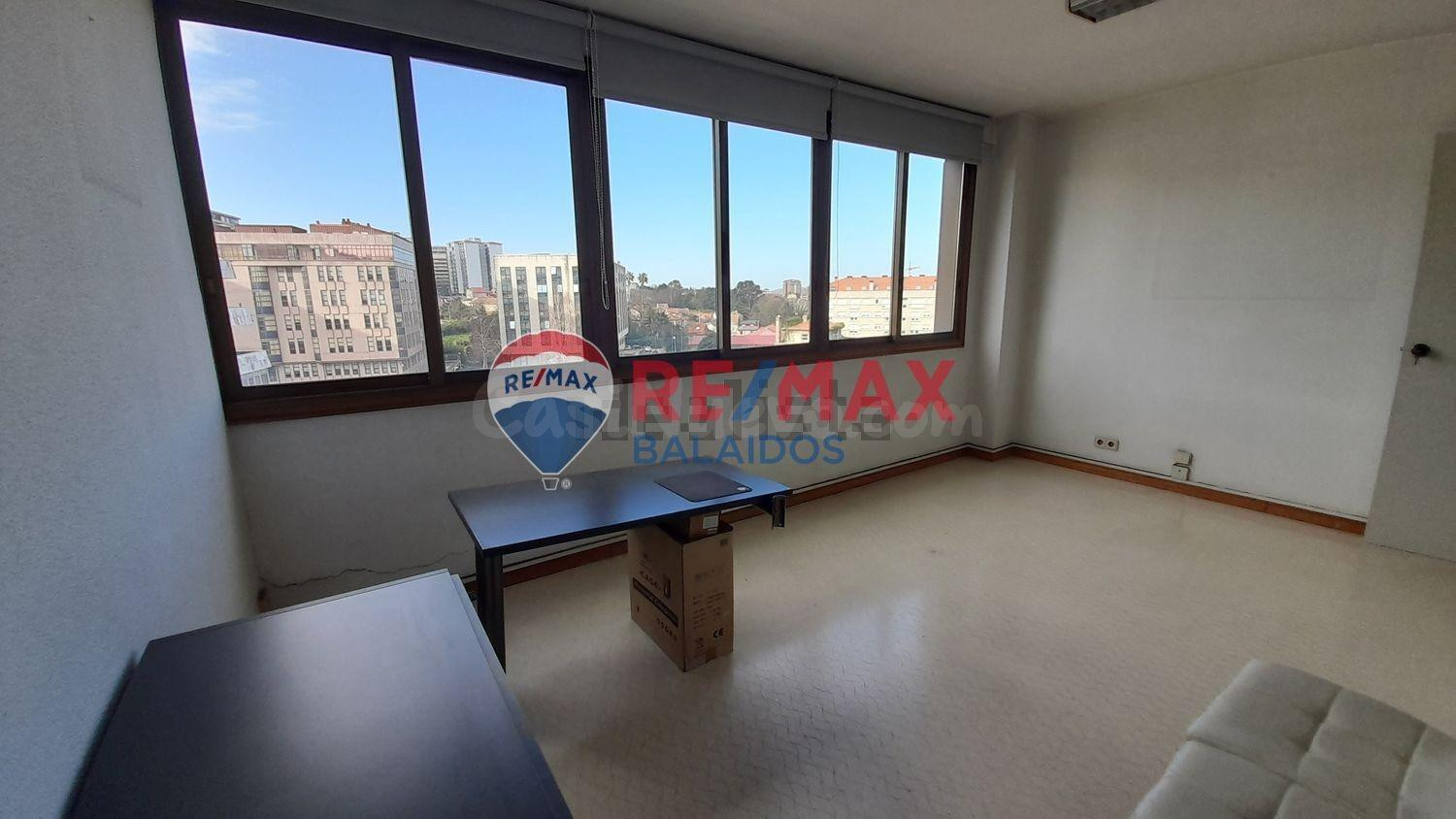 Oficina en alquiler en Calle Coruña, Plaza de la Industria