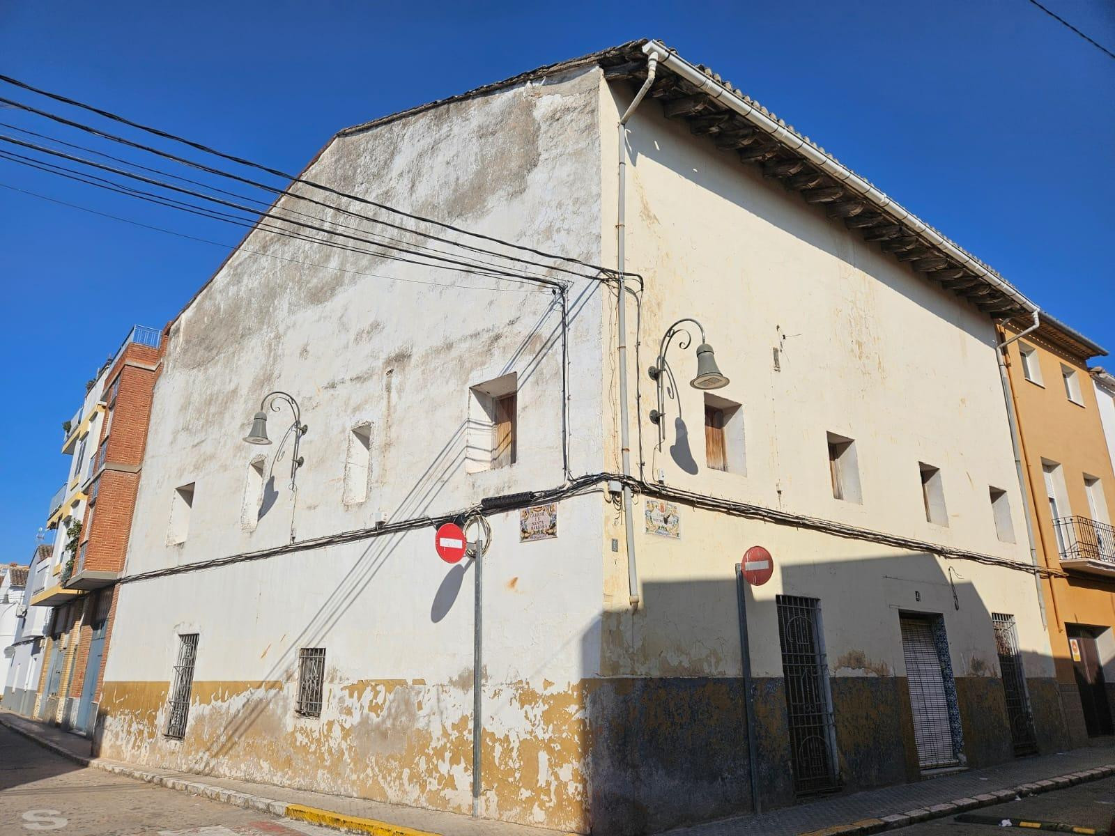 Casa Pareada en Villanueva de Castellón – Zona Metro