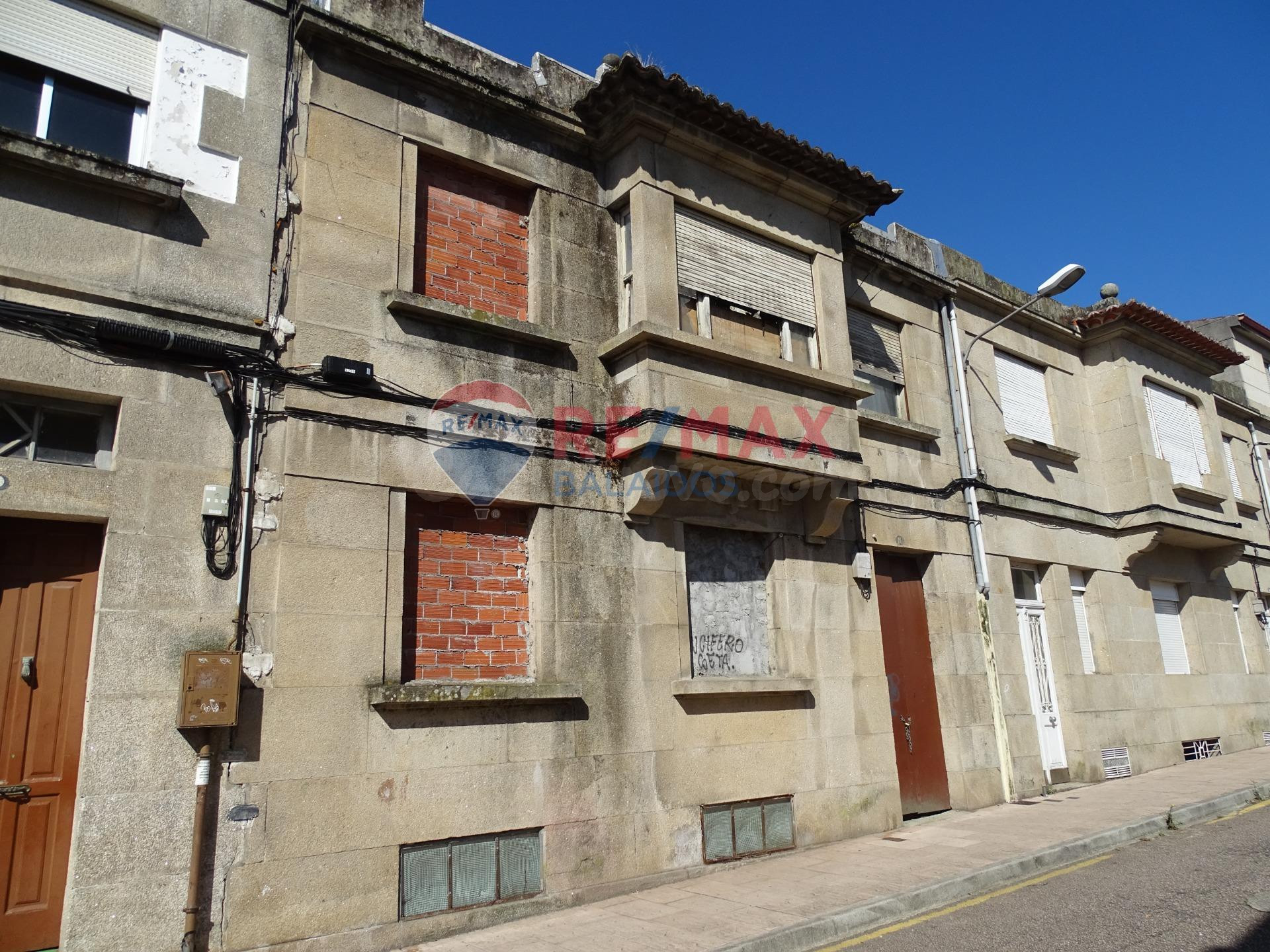 Casa / Chalet adosado en venta en Calle Mantelas, A Salgueira