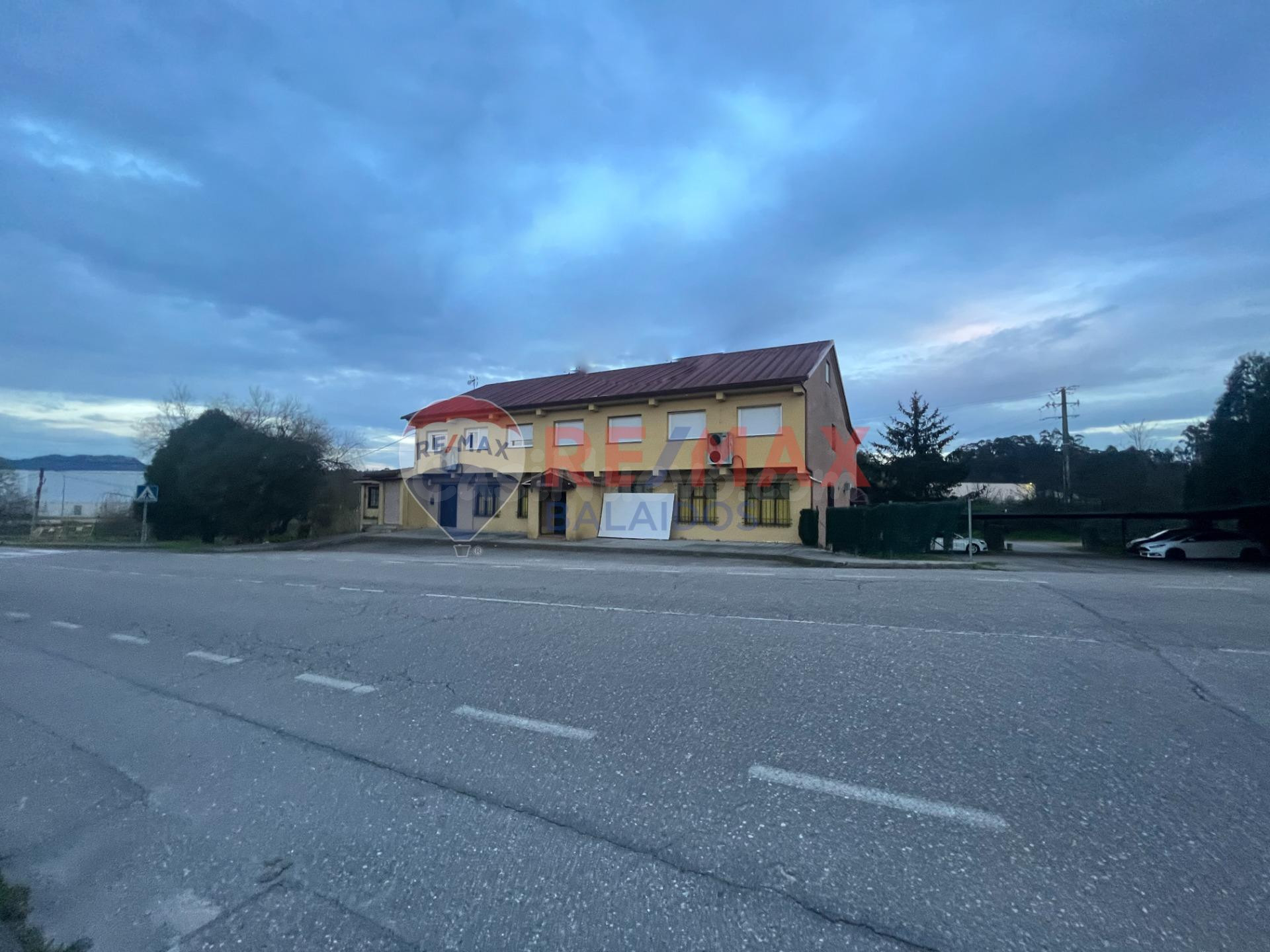Edificio comercial en venta en Cerquido O, O Porriño - foto 4