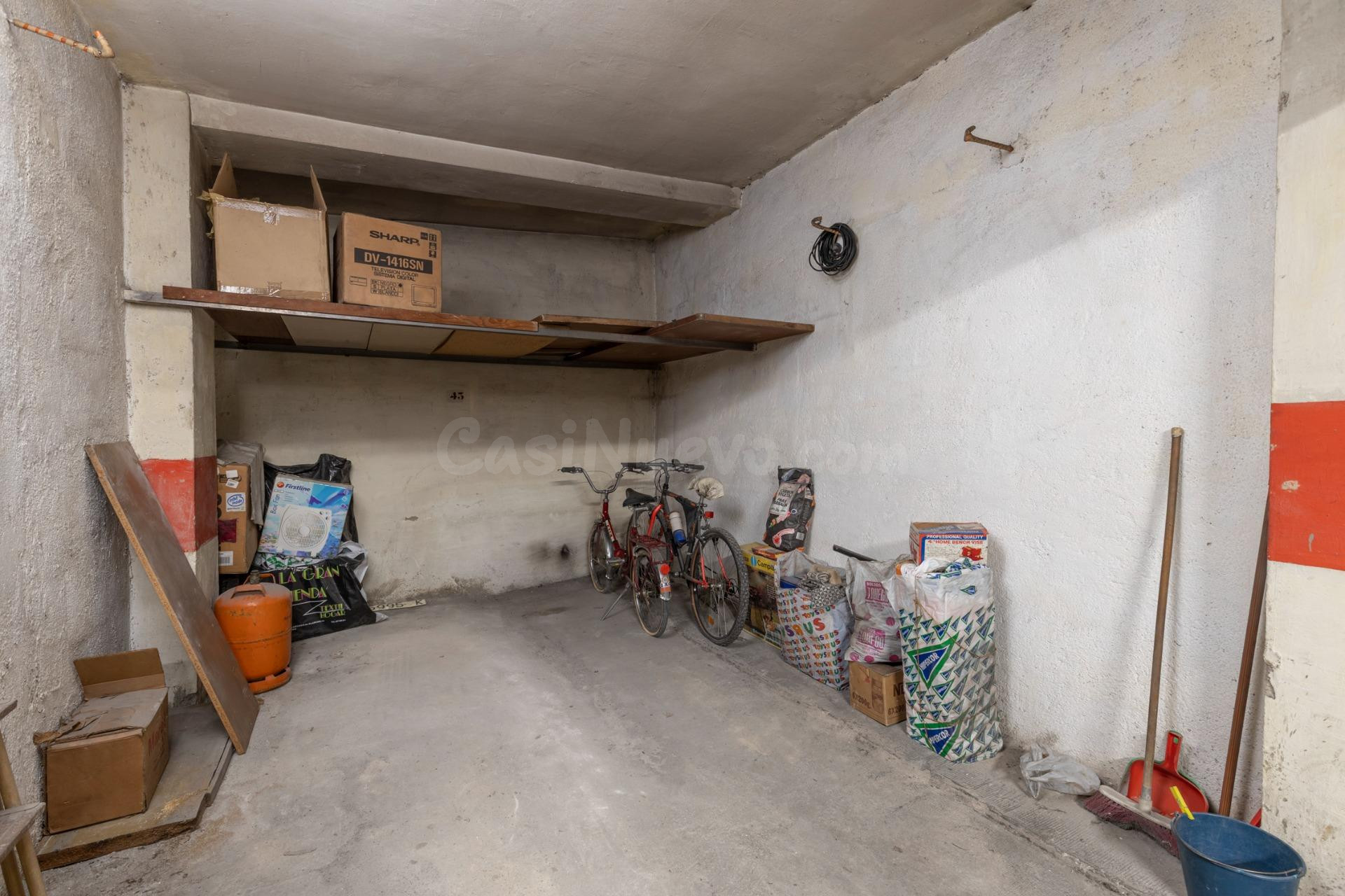 Garaje 18m² en venta - Recogidas