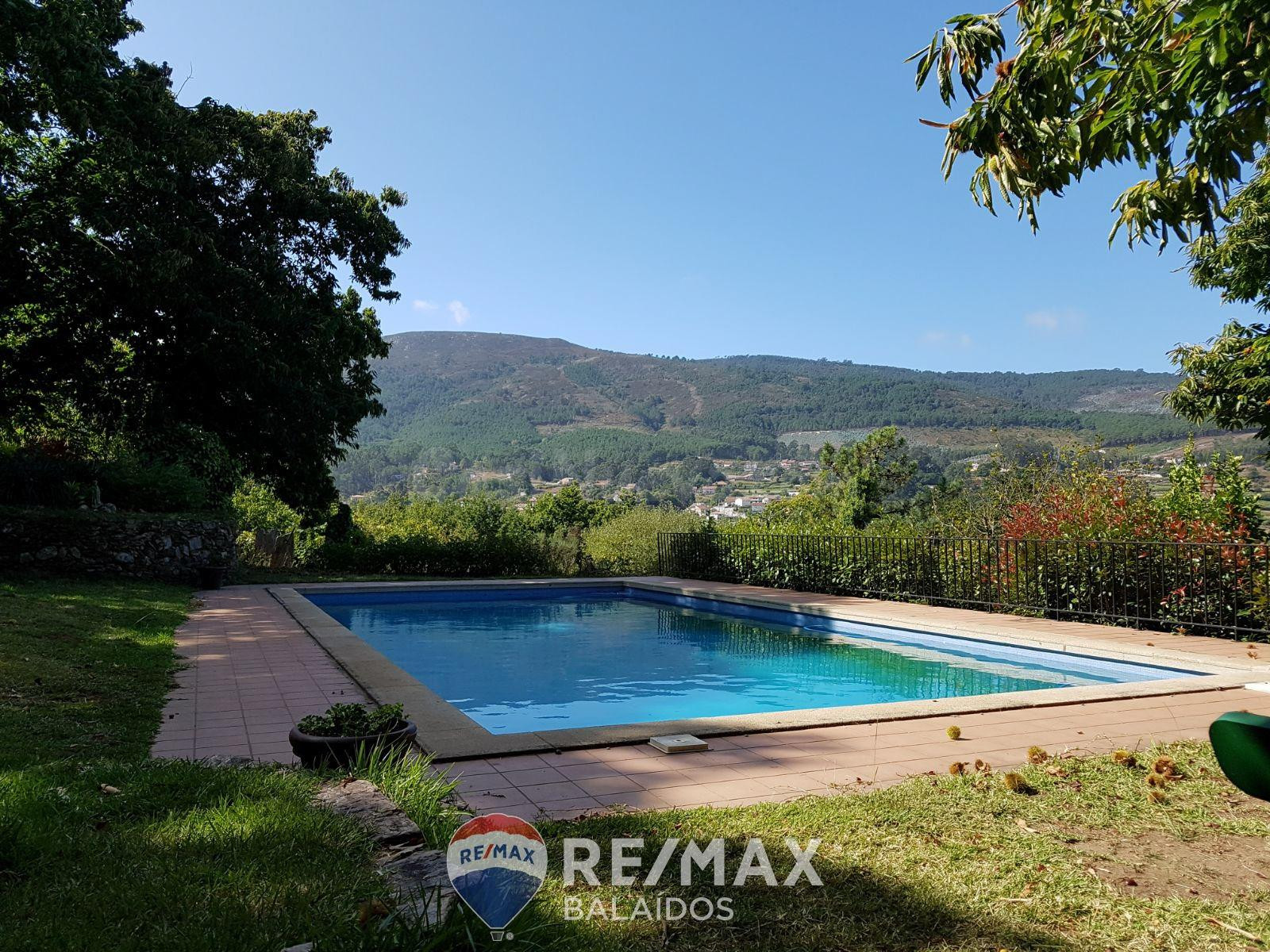Casa / Chalet independiente en venta en GUNTIN, Gondomar