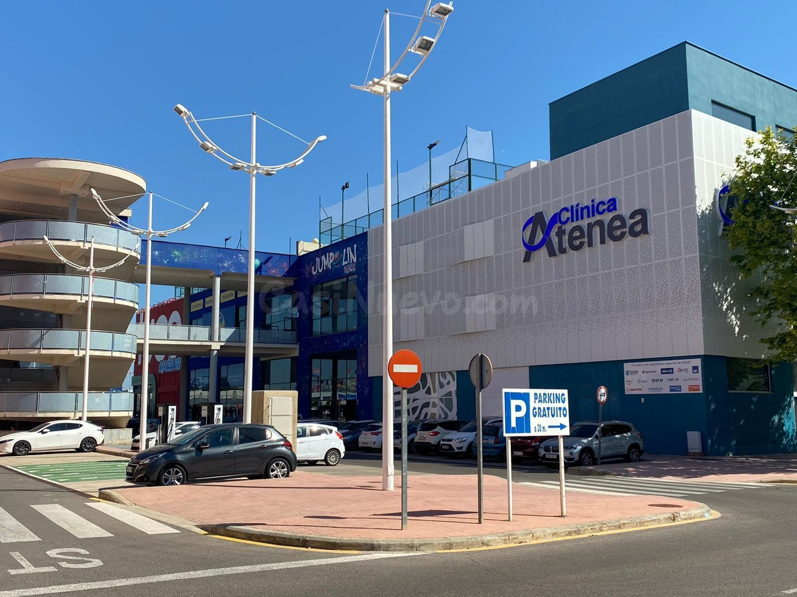 Local comercial 620m² en alquiler - El Paraiso-Los Almendros