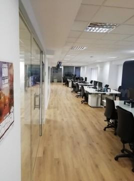 CUZCO-CASTELLANA, OFICINA LUMINOSA Y EXTERIOR 595m2, calefacción, AIRE ACONDICIONADO