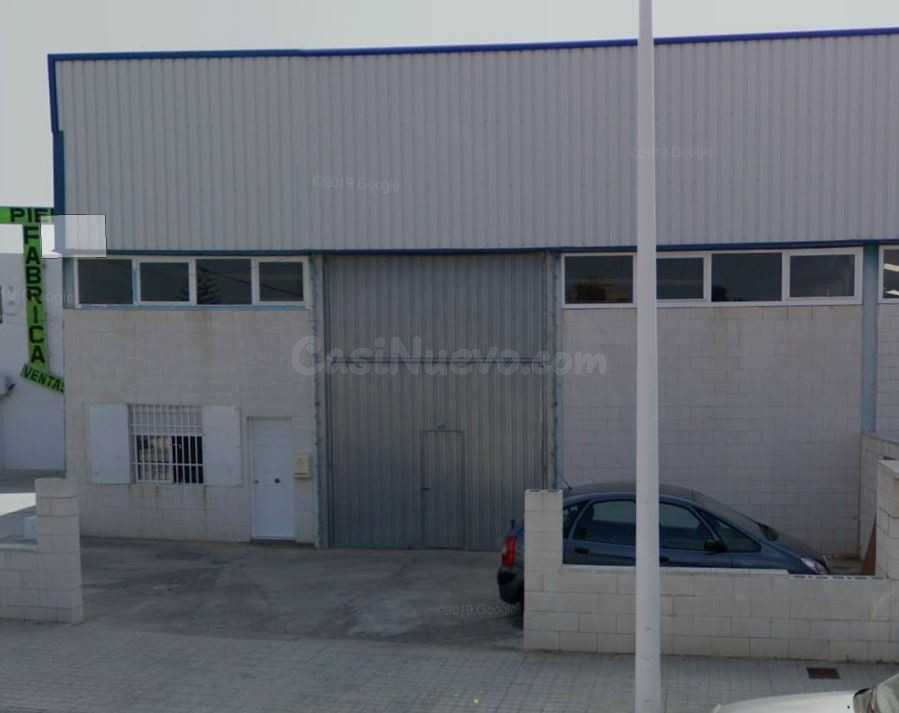 Nave industrial 700m² en alquiler - ­gono Industrial Barrio de los Dolores