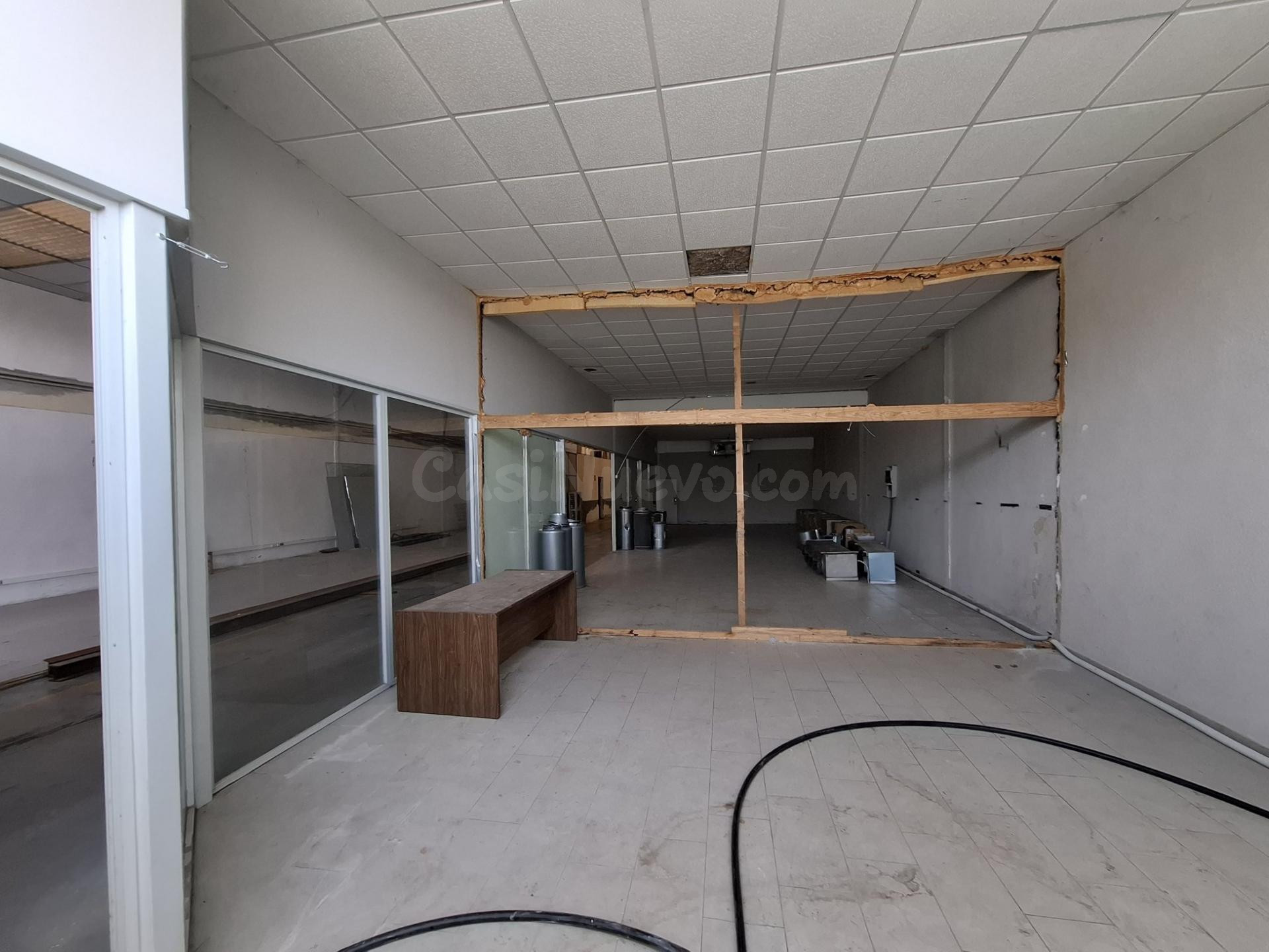 Nave industrial 700m² en alquiler - ­gono Industrial Barrio  - foto 2