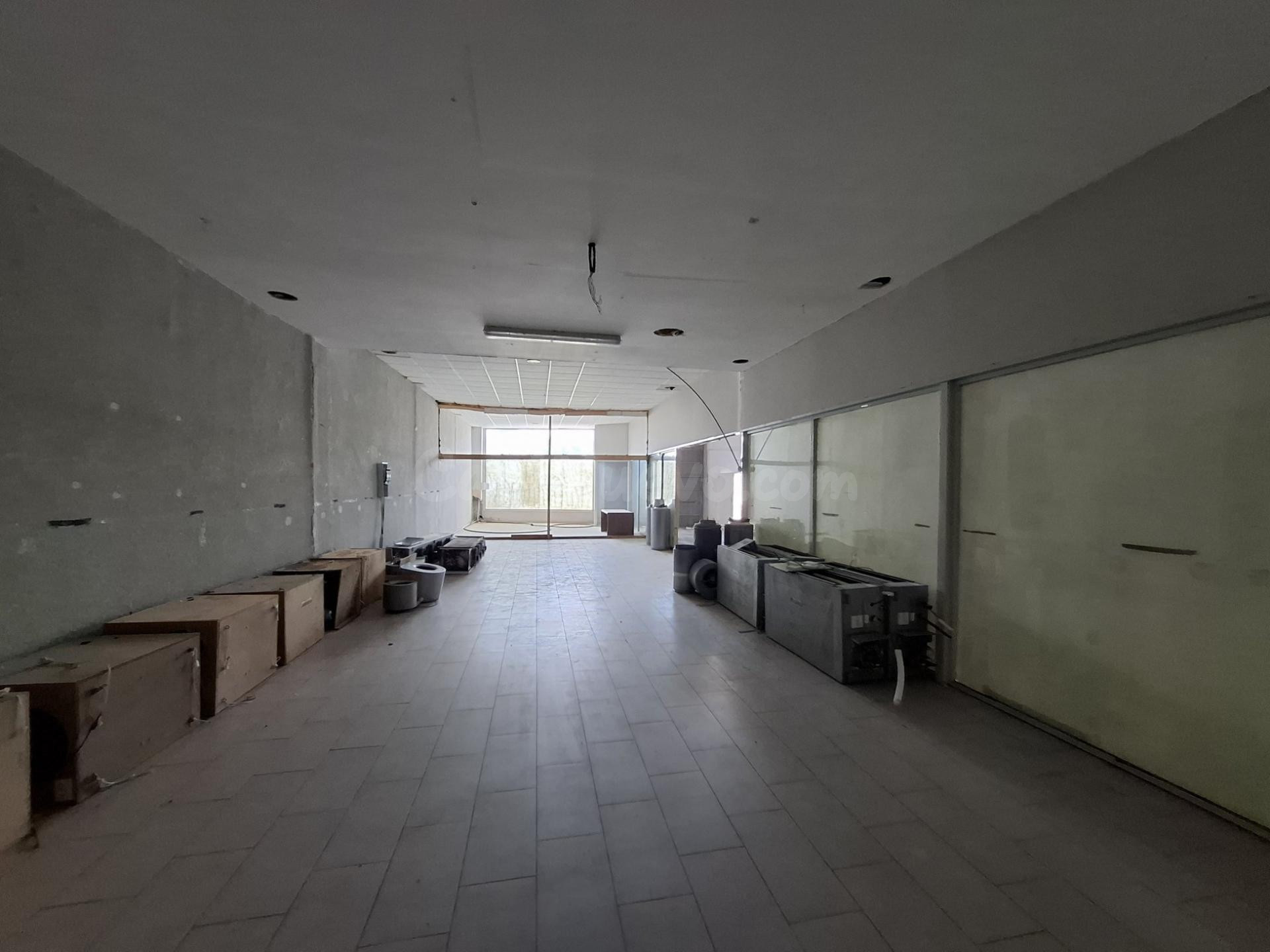 Nave industrial 700m² en alquiler - ­gono Industrial Barrio  - foto 5