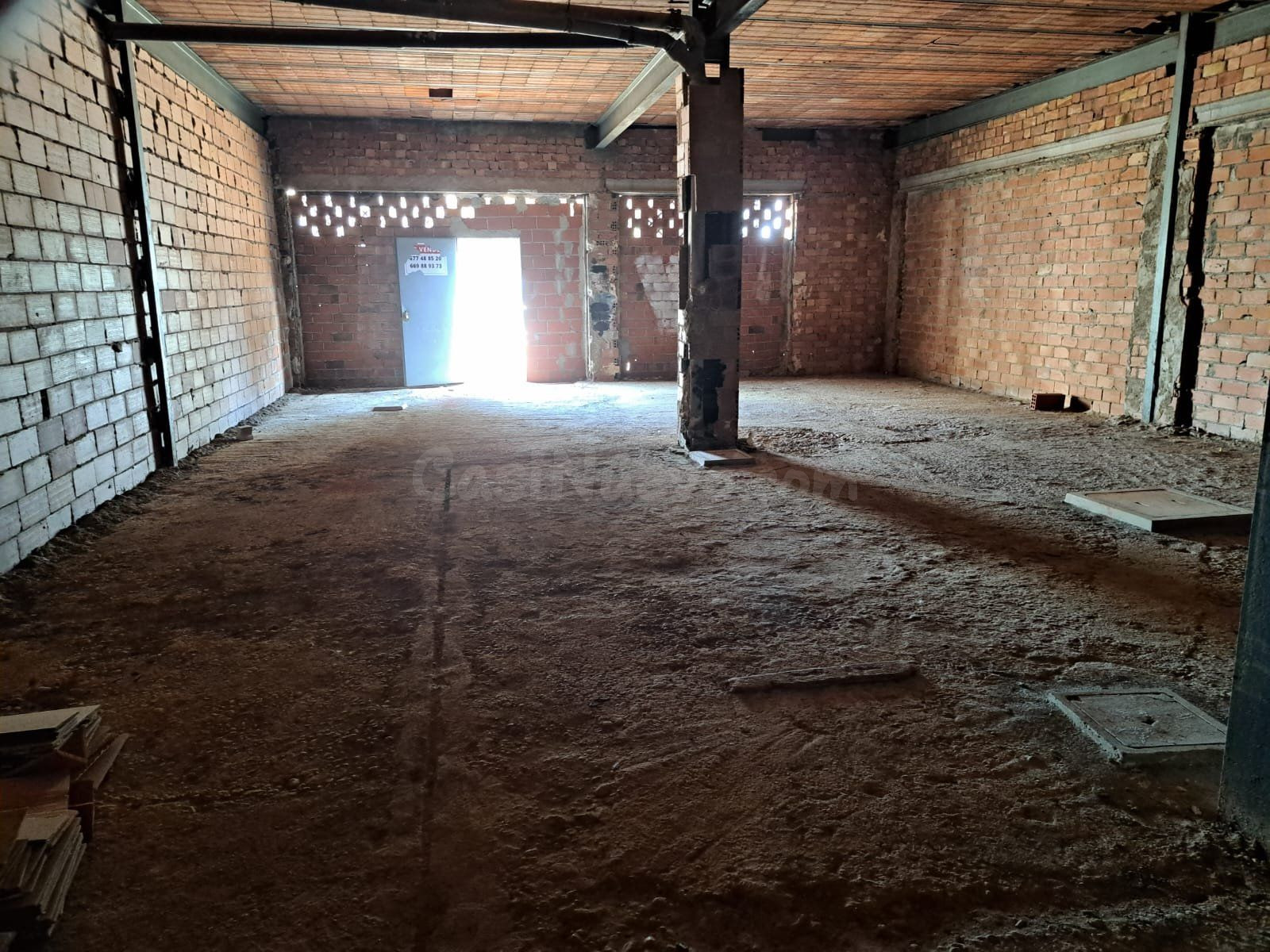 Local comercial 80m² en venta - Urbanizacion las fuentes - foto 4