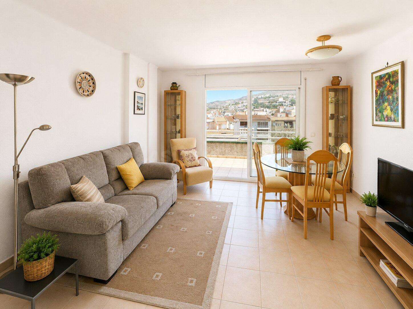 Ático dúplex en venta en el centro de Roses, a 100 m de la p - foto 2