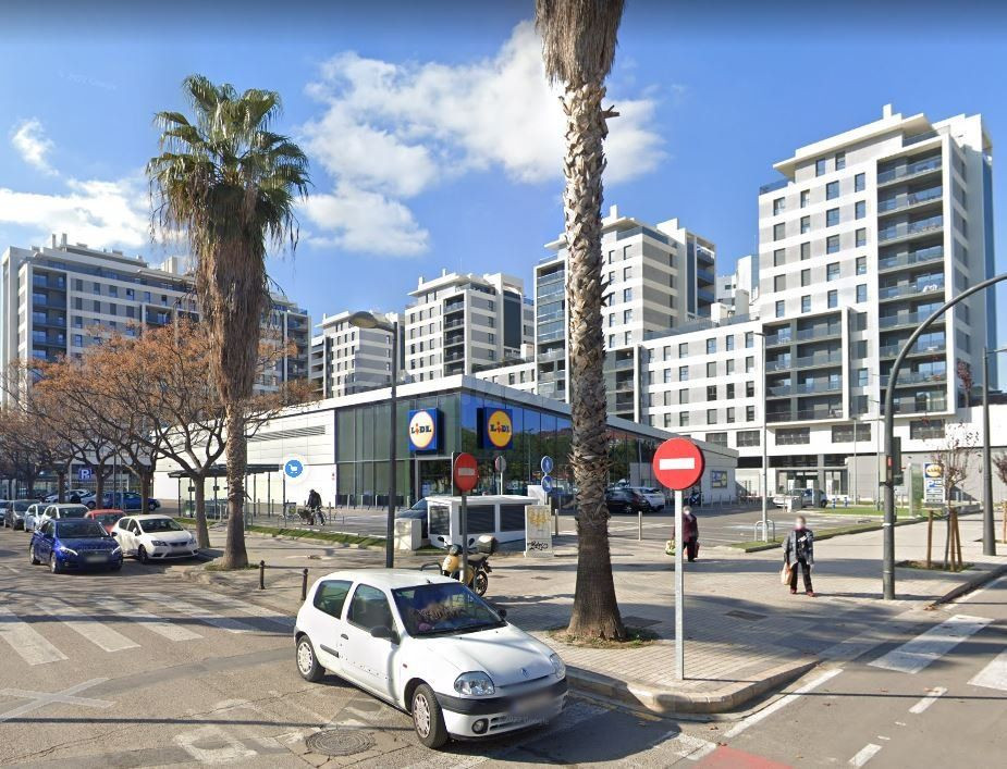 Local comercial 310m² en venta - Campanar