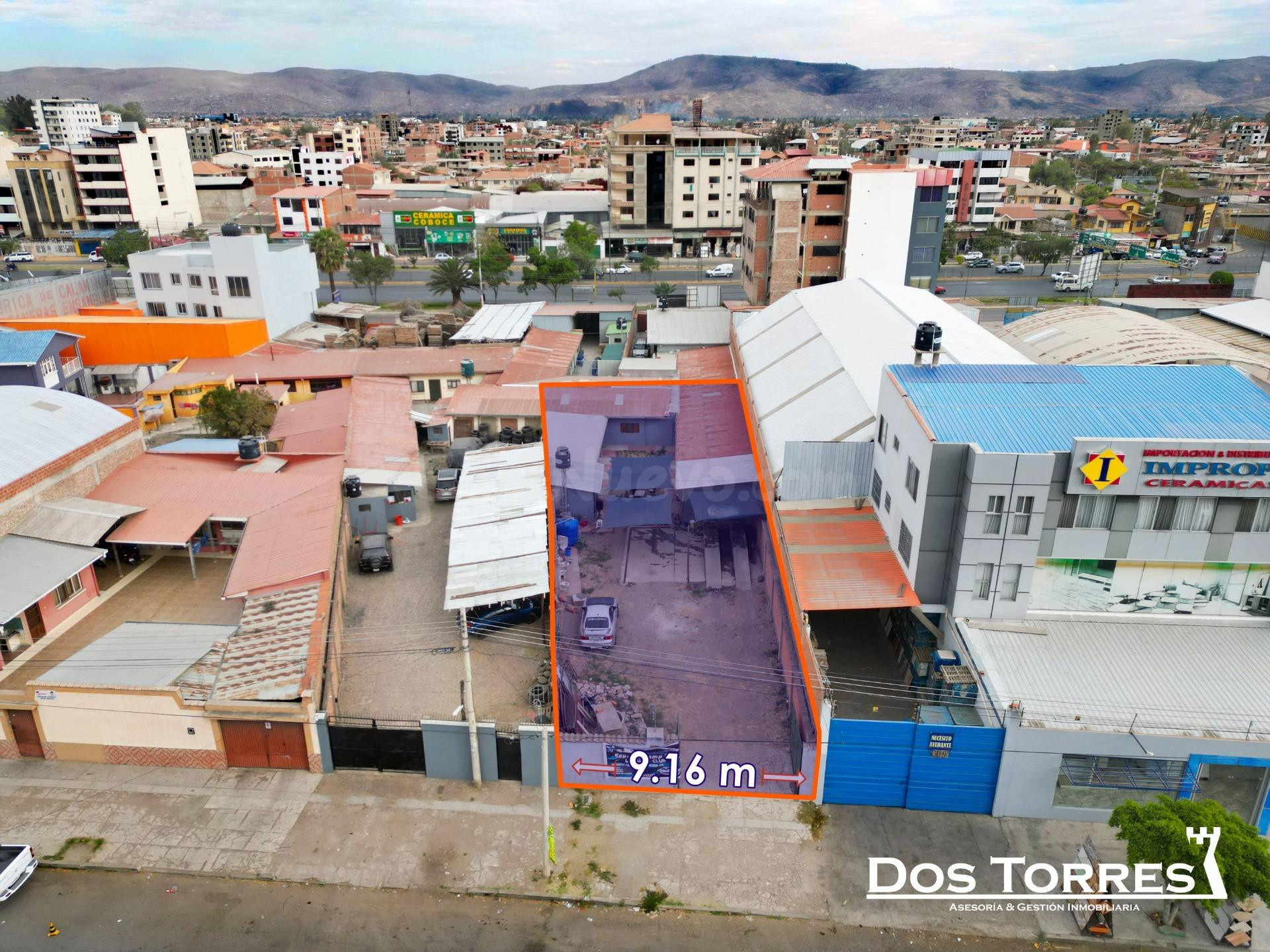 Casa como  lote de gran potencial en zona estratégica con proyección a futuro!