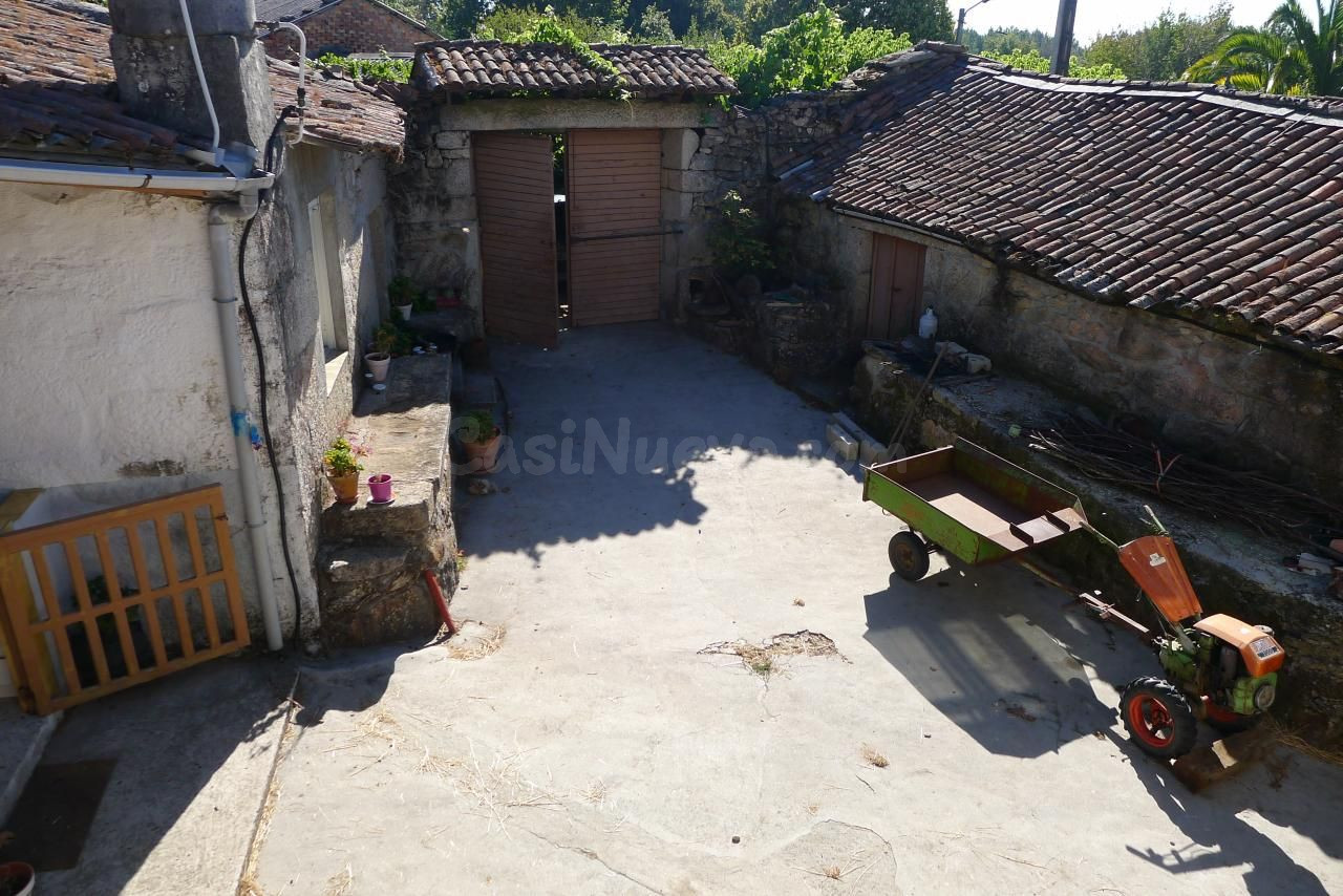 OPORTUNIDAD!!! SE VENDE CASA PARA REFORMAR EN VILAMARIN