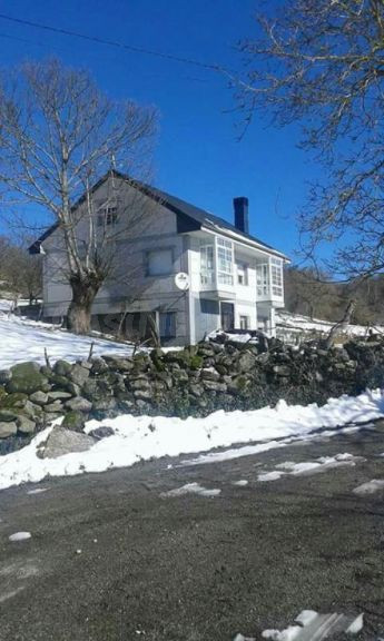Casa cerca Manzaneda