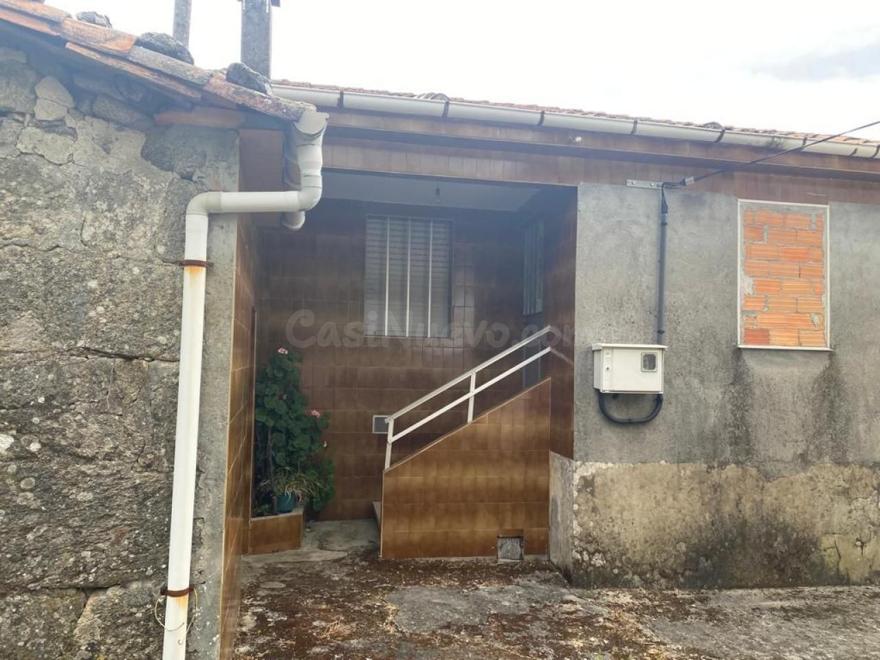 SE VENDE CASA EN LA RIBEIRA SACRA