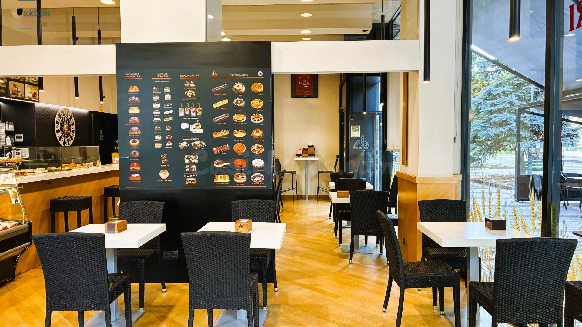 SOLOBAR TRASPASA RENTABLE CAFETERÍA EN SAN JUAN