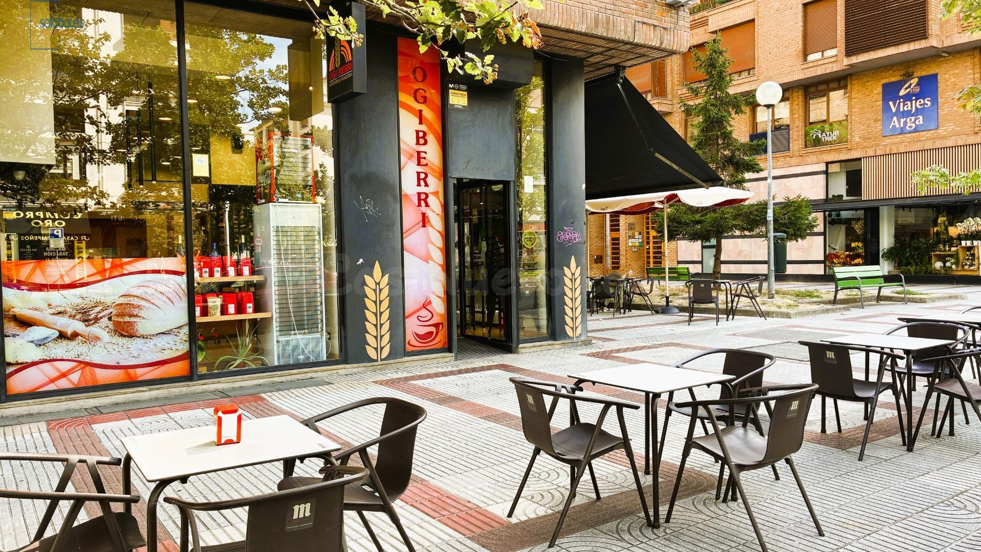 SOLOBAR TRASPASA RENTABLE CAFETERÍA EN SAN JUAN - foto 2