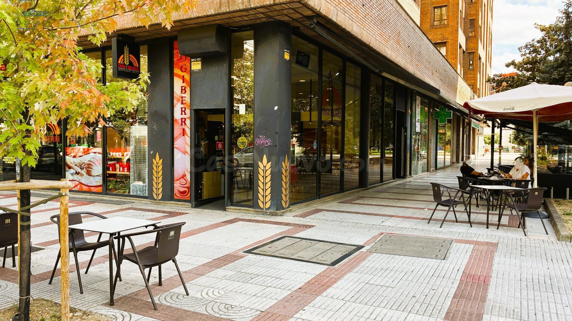 SOLOBAR TRASPASA RENTABLE CAFETERÍA EN SAN JUAN - foto 3
