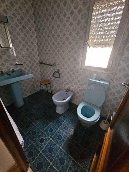 OPORTUNIDAD!!! CASA PARA ENTRAR A VIVIR EN  LA RIBEIRA SACRA
