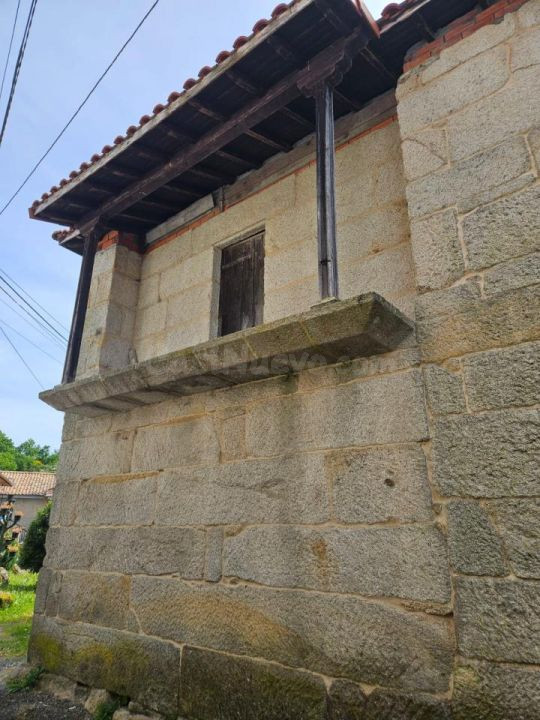 OPORTUNIDAD !!! SE VENDE CASA EN EN PADERNE DE ALLARIZ