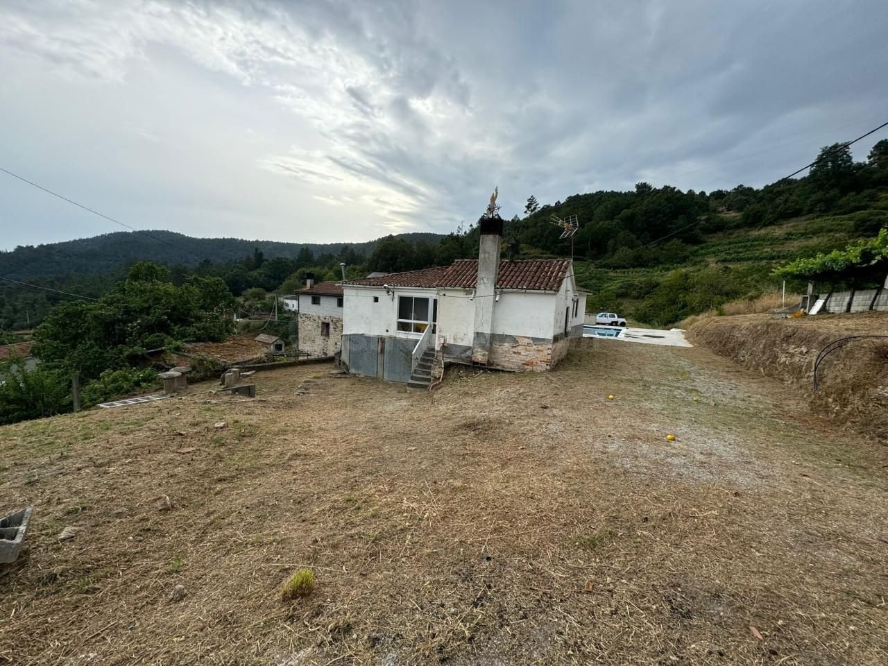 CASA EN VENTA EN  A RIBEIRA SACRA (PEROXA) CON PISCINA Y VISTAS ESPECTACULARES.