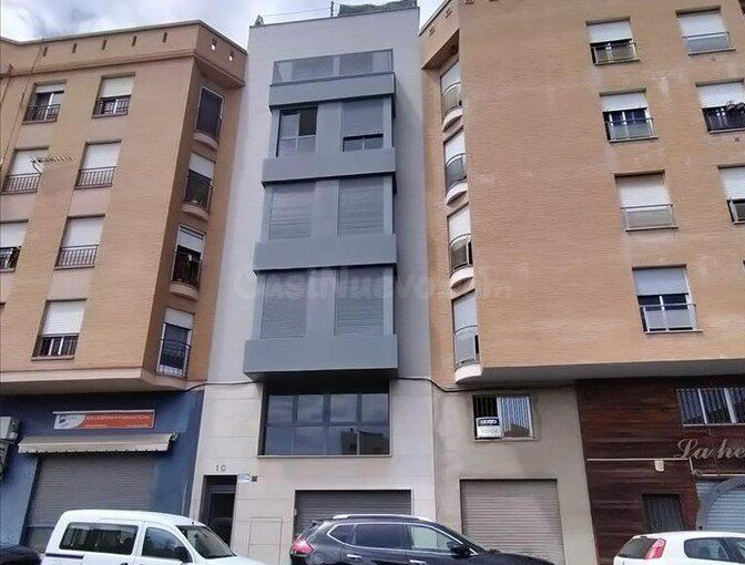 Local comercial 82m² en venta - Almazora