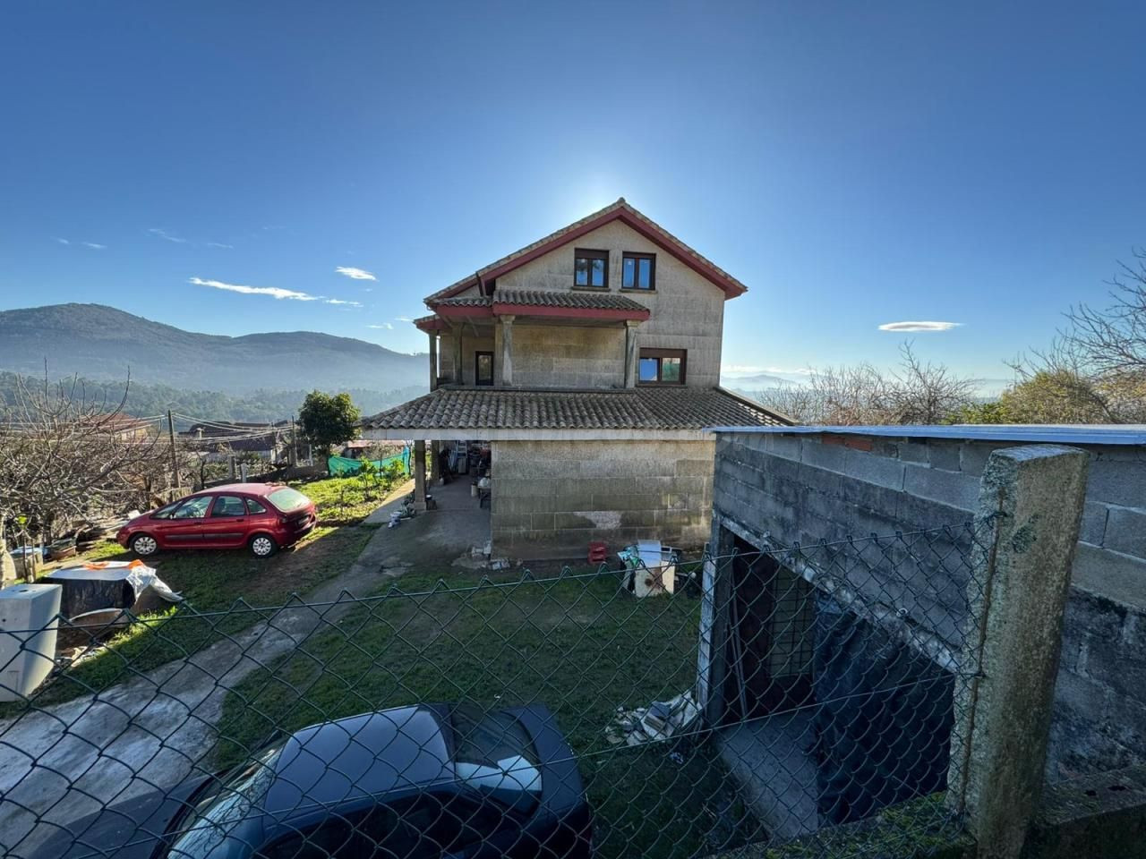 ¡OPORTUNIDAD! ESPECTACULAR CASA A REFORMAR A 10 MINUTOS DE VIGO CENTRO