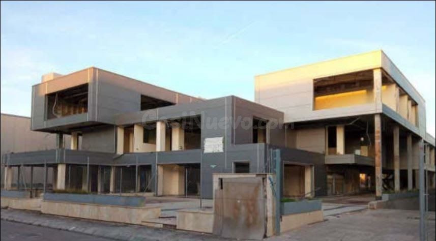 Nave industrial 739m² en venta - Les Boqueres-Zona norte - foto 3