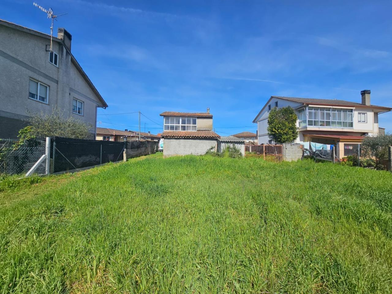 OPORTUNIDAD!!! SE VENDE CASA CON FINCA EN REBOREDO