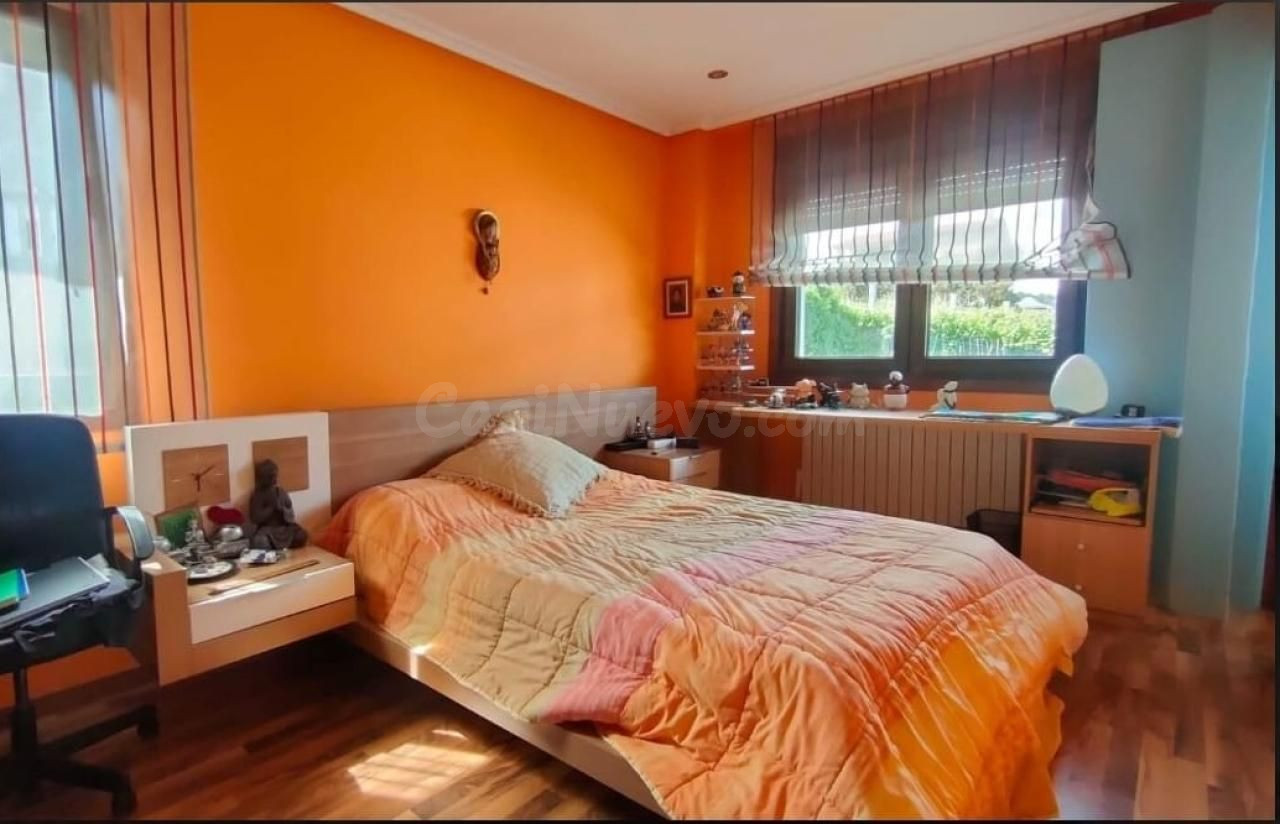 Casa unifamiliar en venta en Barbadas - foto 4