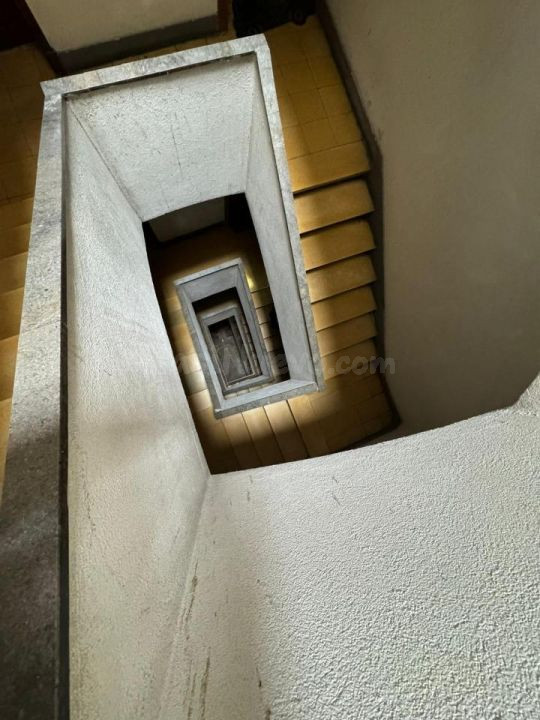 OPORTUNIDAD INVERSORES! Se Vente la mitad del edificio en Rio Arnoya