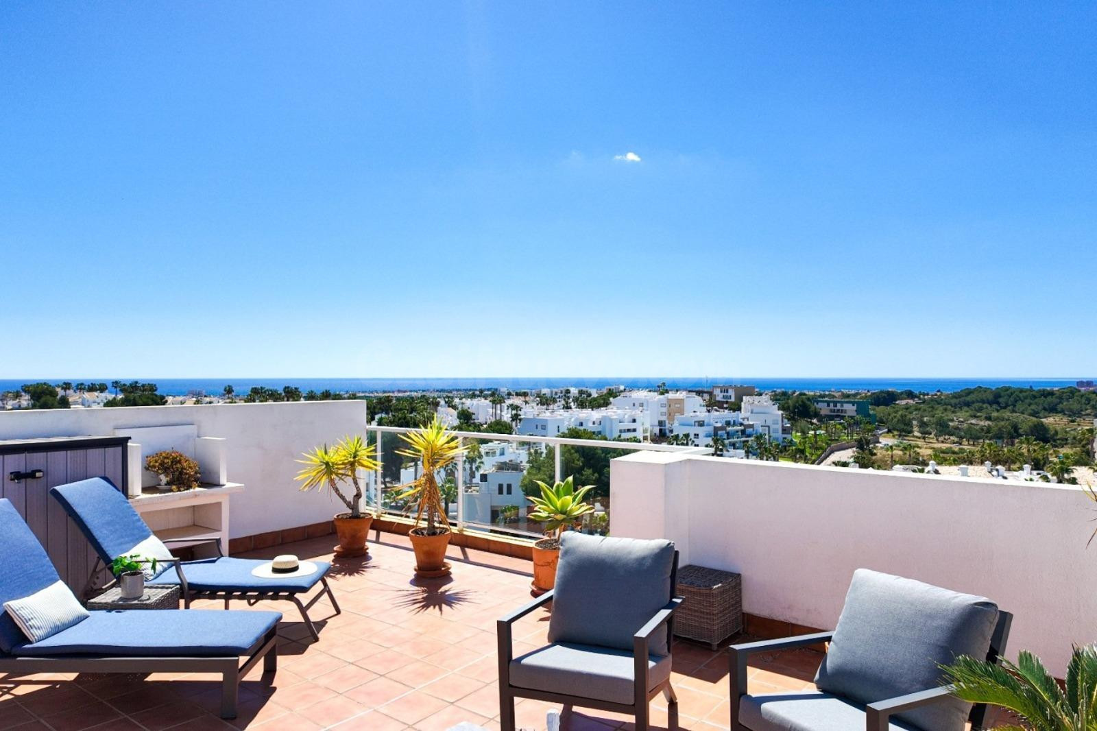 Panoramic Sea Views & Private Rooftop Solarium – Stunning Apartment in Orihuela Costa