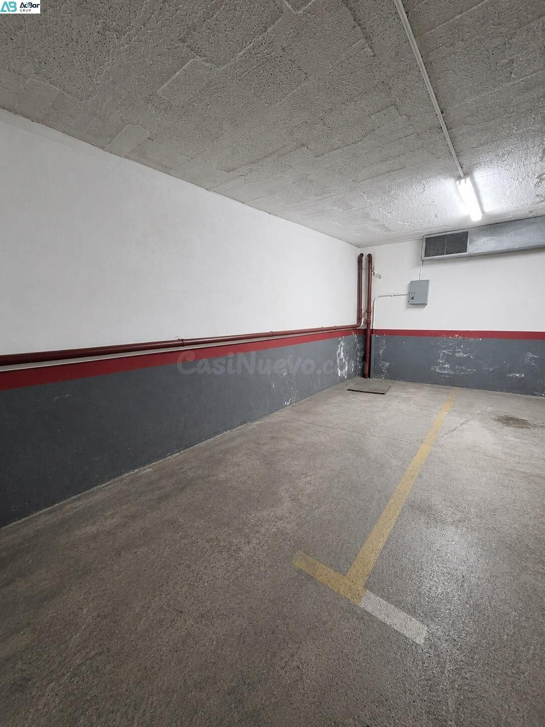 Plaza de parking junto a Paseo de Gracia.