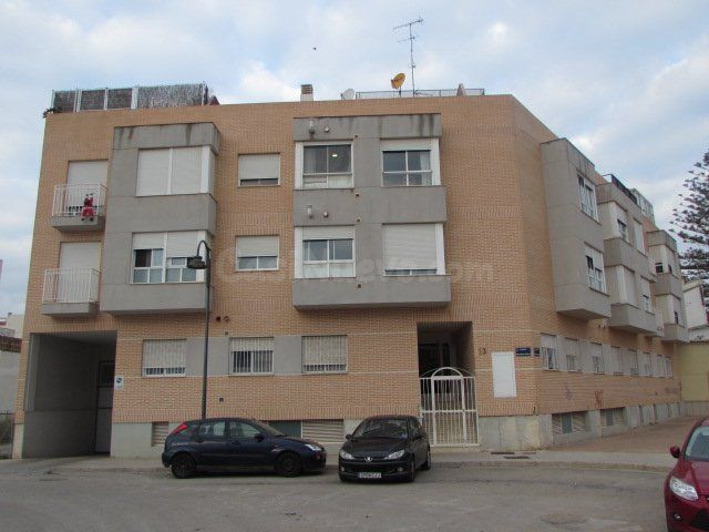 Piso 3 habitaciones 131m² en venta - Metro meliana