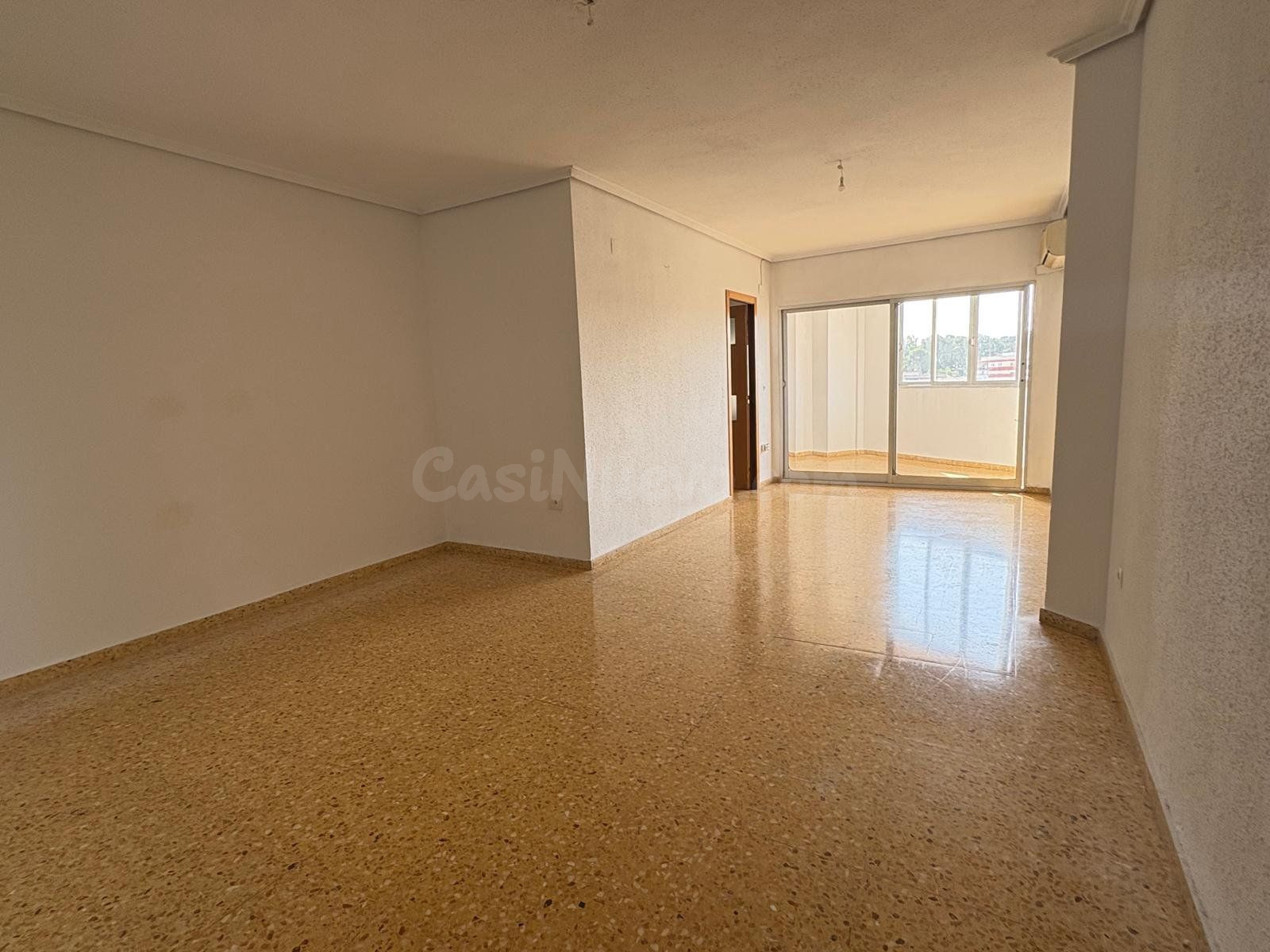 Piso 7 habitaciones 142m² en venta - Metro alberic - foto 4