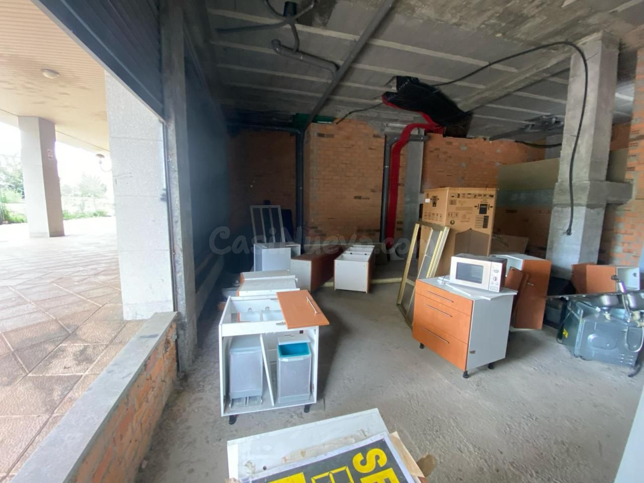 SE ALQUILA O VENDE LOCAL A REFORMAR PARA NEGOCIO