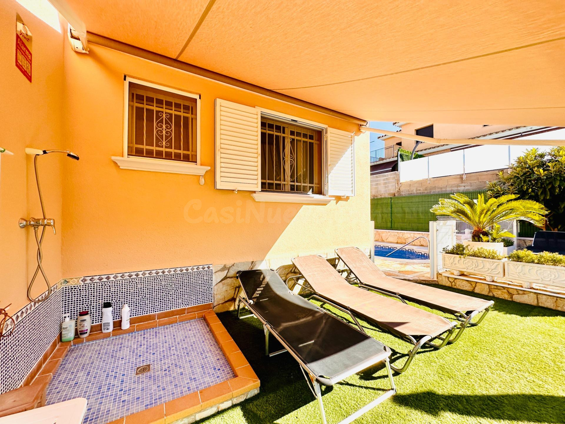 CALONGE: CHALET CON GARAJE Y PISCINA EN PERFECTO ESTADO. ZONA MAS BARCELÓ.