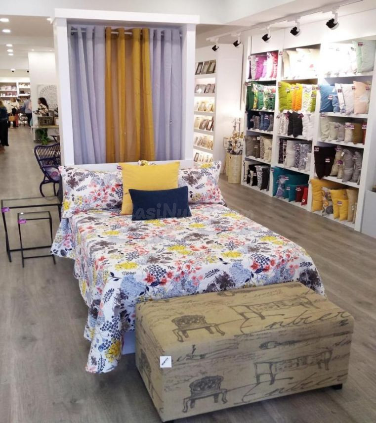 SE TRASPASA LOCAL COMERCIAL