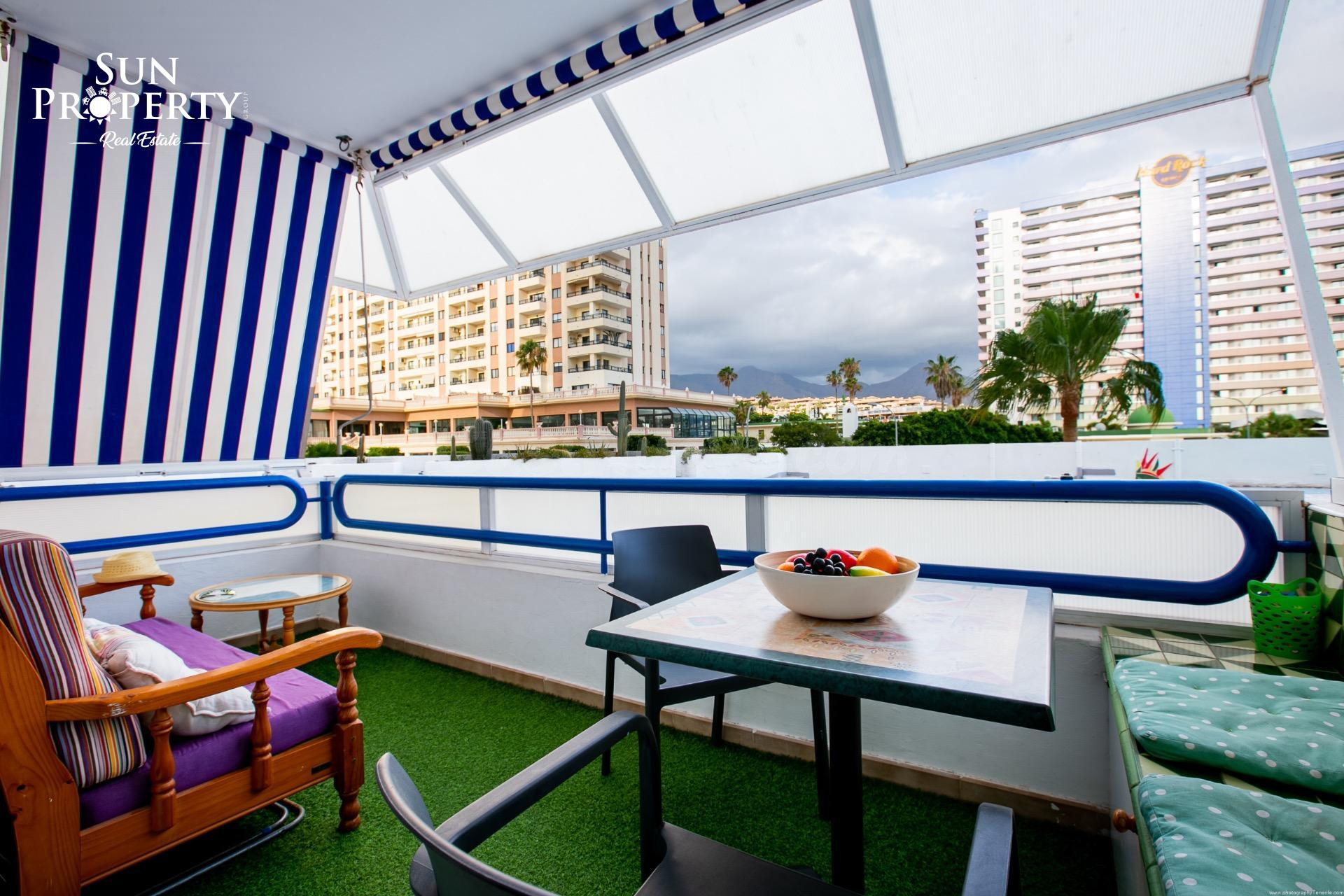 LUMINOSO APARTAMENTO CON TERRAZA A POCOS PASOS DEL MAR EN PLAYA PARAÍSO